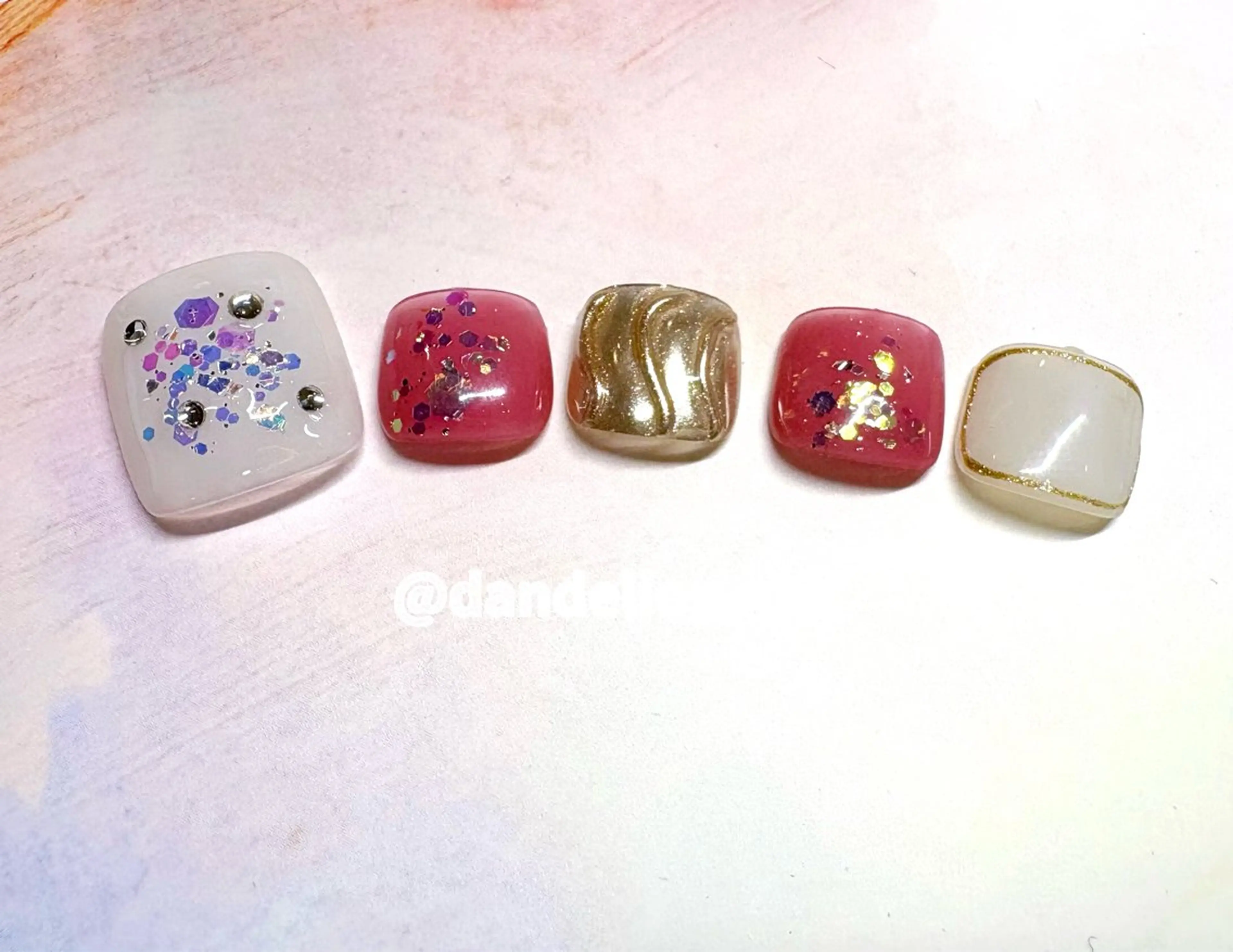ネイル フットネイル フットネイル dandelion nail北千住のネイルデザイン