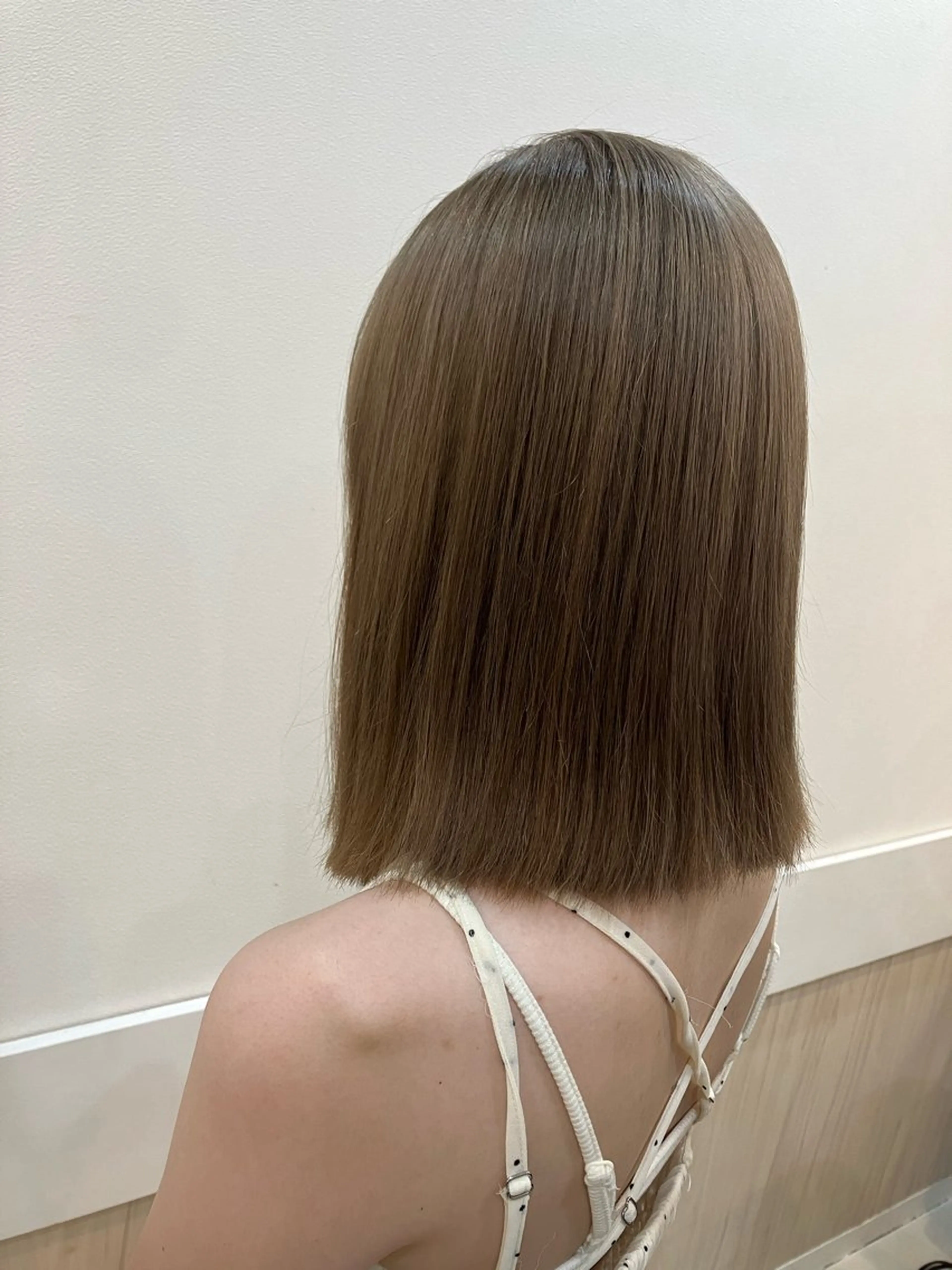 ショート ヘアカラー yukari 艶髪ヘアのヘアスタイル