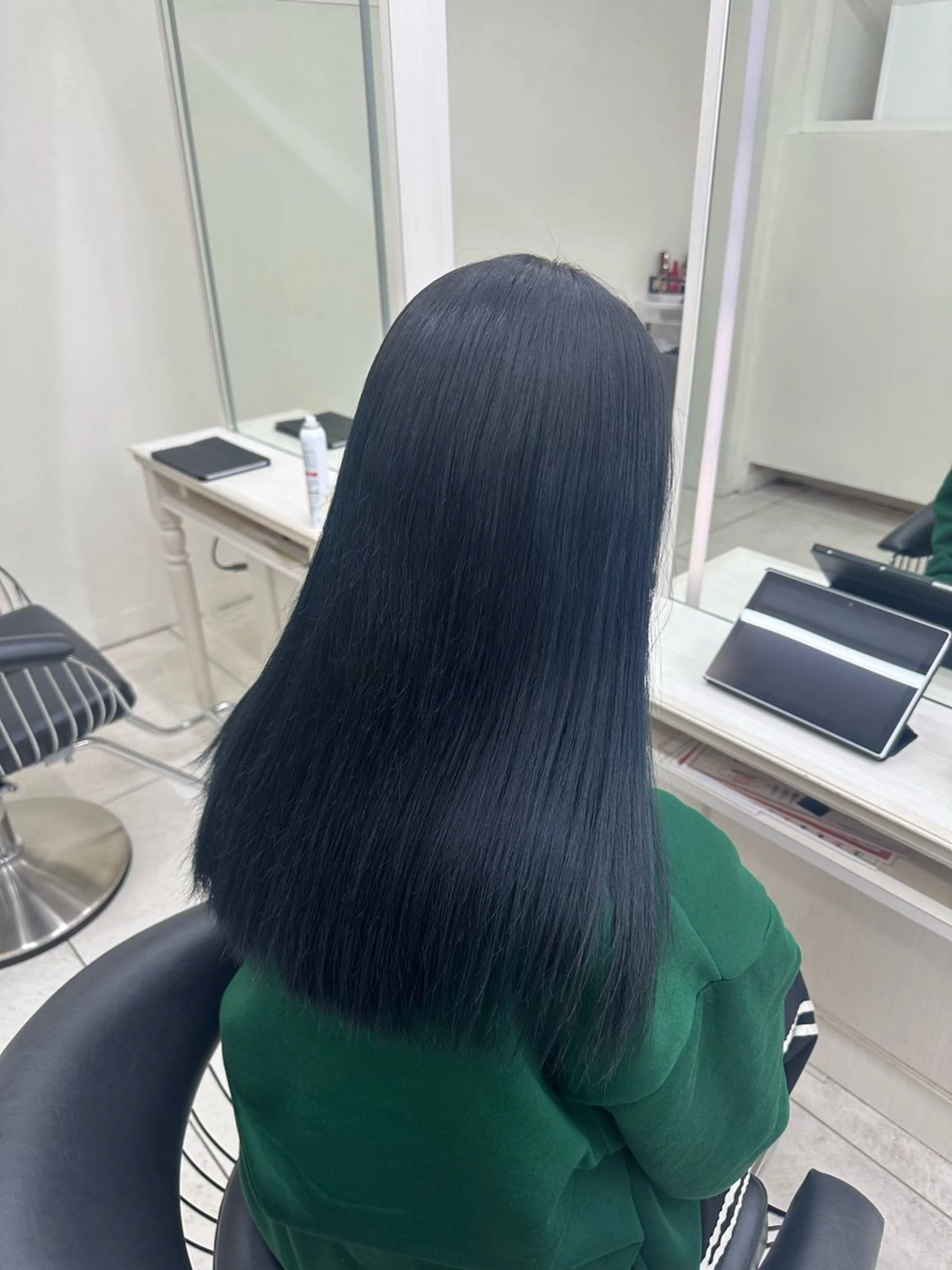 ロング カラー ブリーチ ブルーカラー 縮毛矯正 ヘアカラー euphoria銀座所属・縮毛矯正／艶髪🖤 銀座/HARUKAのヘアスタイル