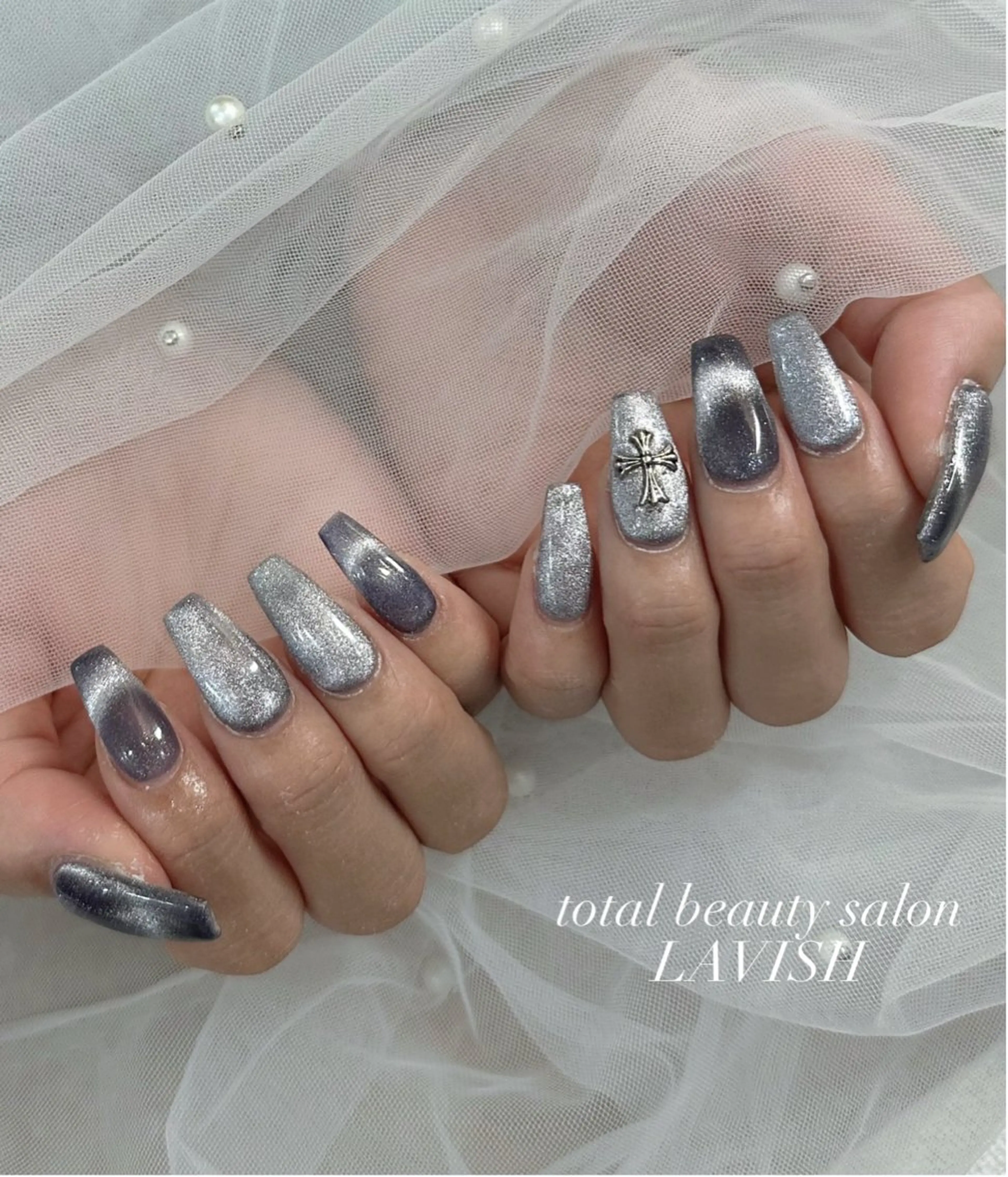ネイル ハンドネイル LAVISH nanamiのネイルデザイン