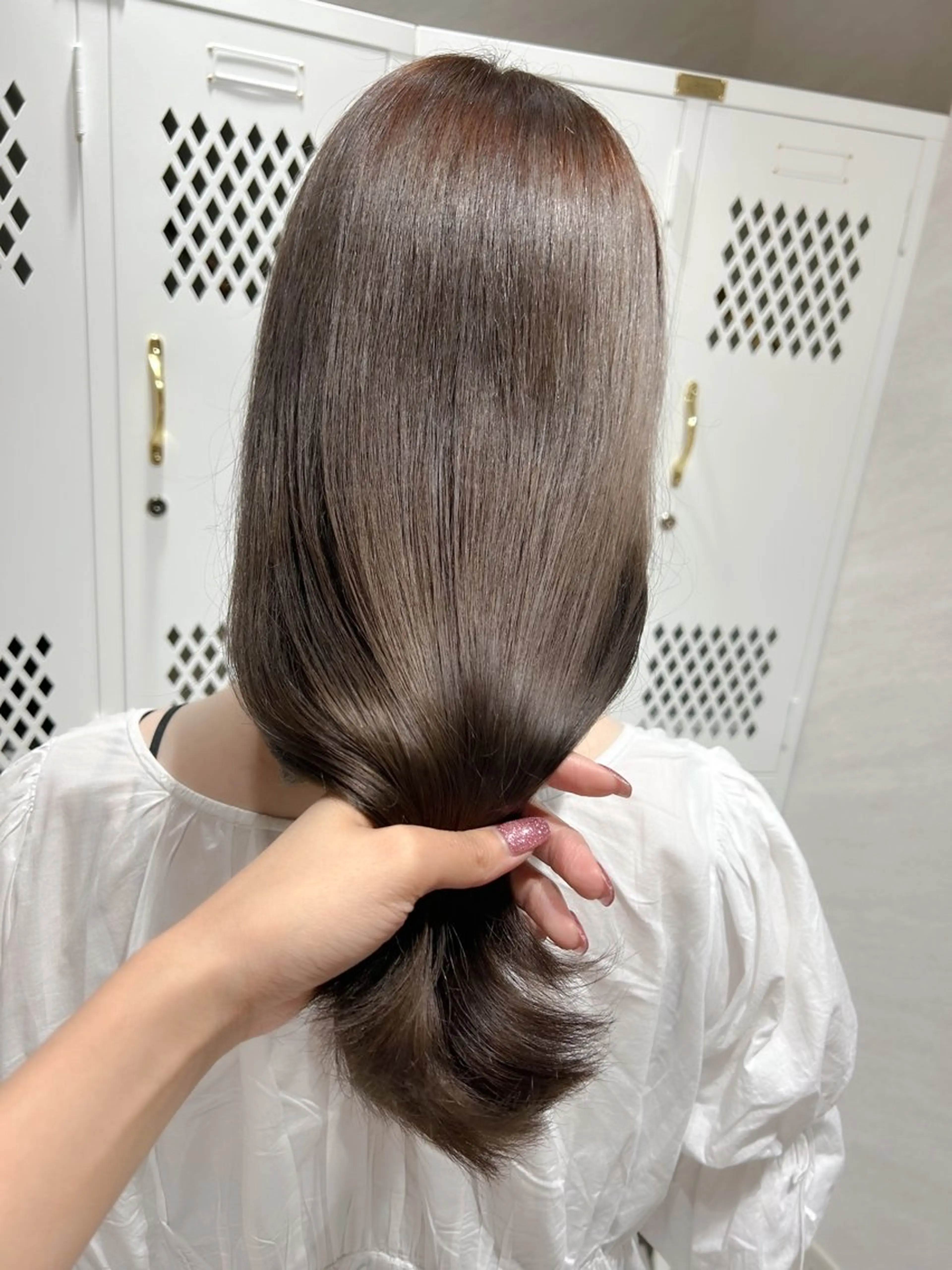 セミロング カラー グレージュ カット ヘアカラー トリートメント 🎀髪質改善・艶髪カ ラー🎀YUMEKAのヘアスタイル