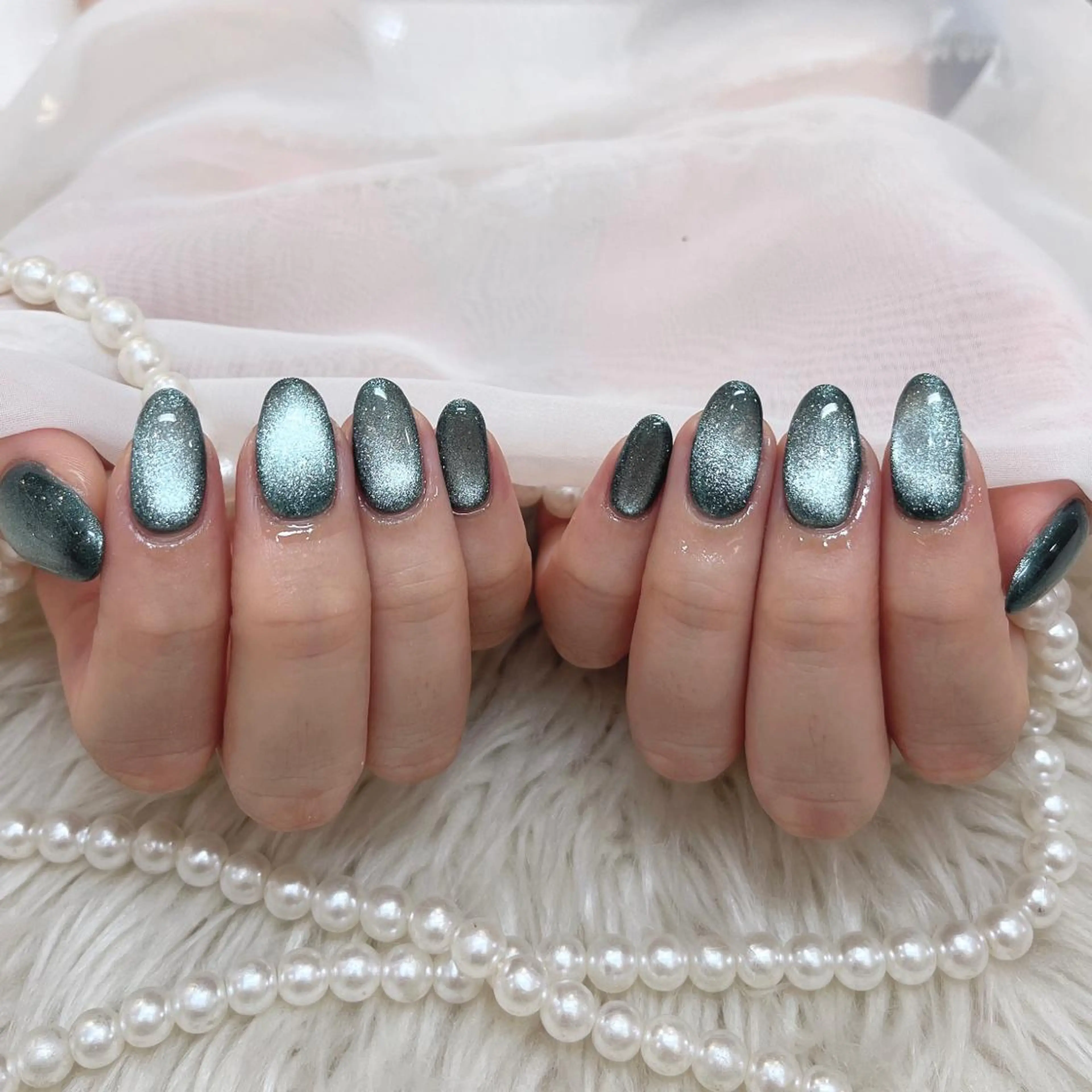 ネイル Raviy大阪店所属・hawa ♡のネイルデザイン