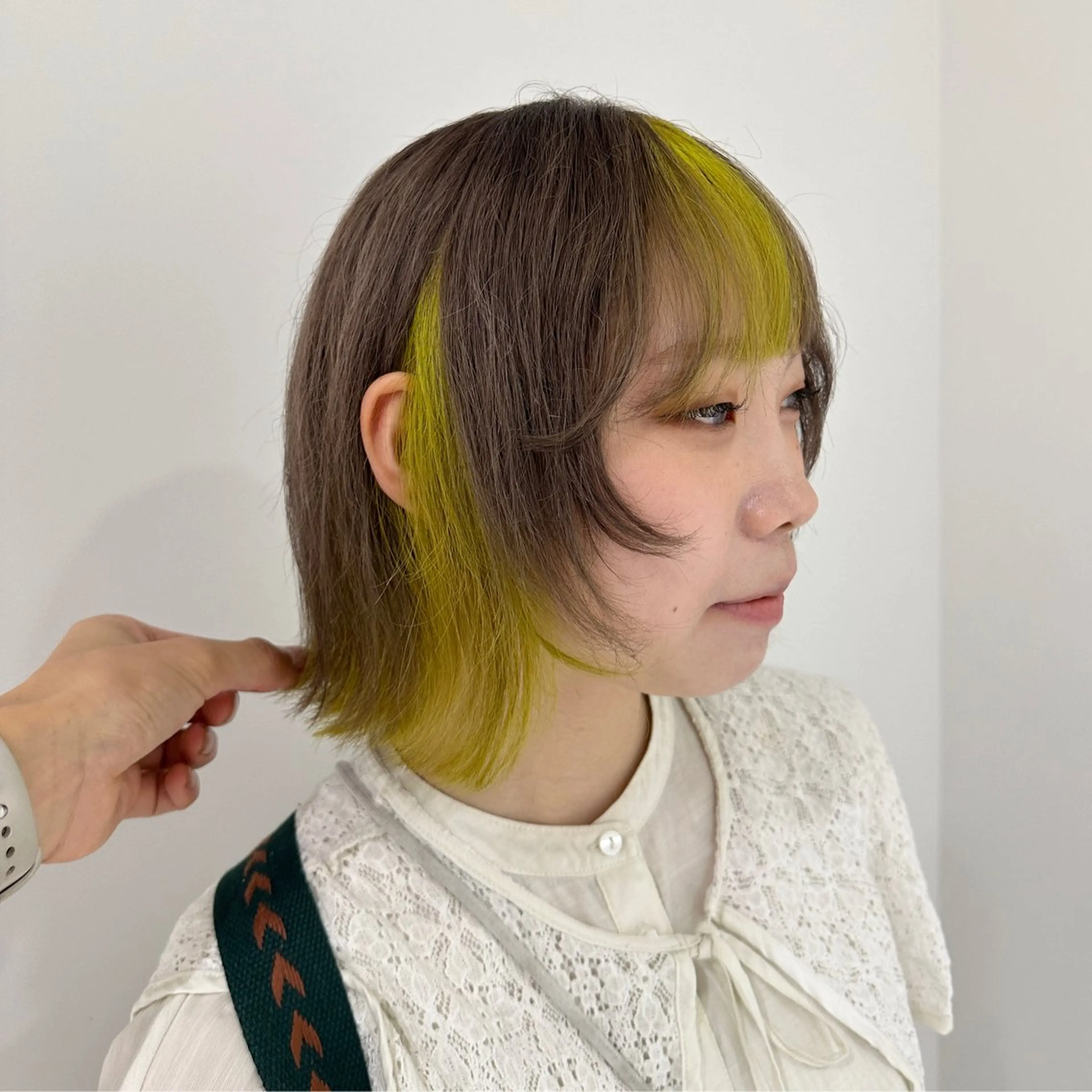 カラー ブリーチ グレージュ カット ヘアカラー トリートメント こうた/髪質改善 ストレート/ヘアケアのヘアスタイル