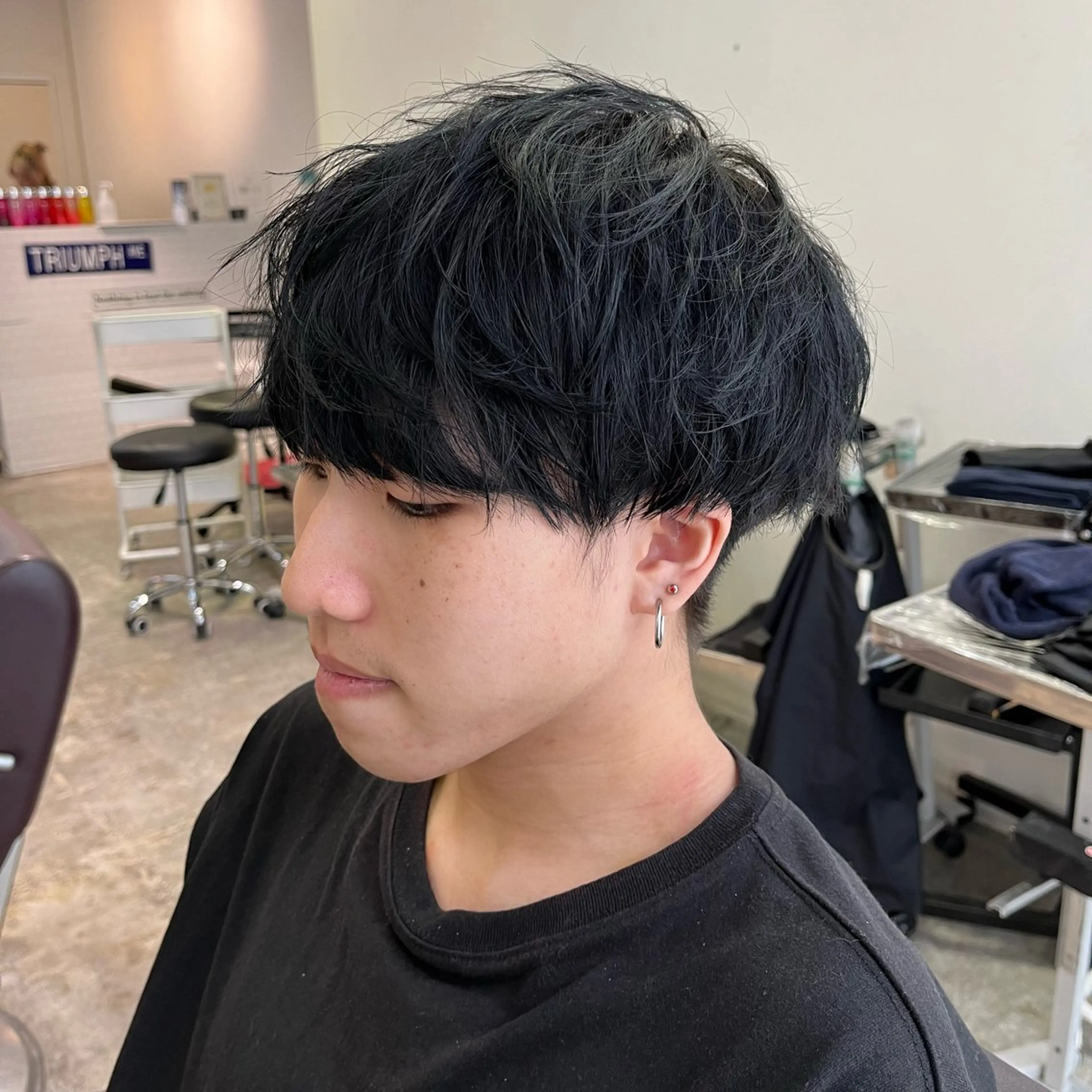 カラー メンズ メンズブリーチ メンズ就活ヘア 黒髪 ブリーチ カット ヘアカラー メンズカット🌙 パーマ yuzukiのヘアスタイル