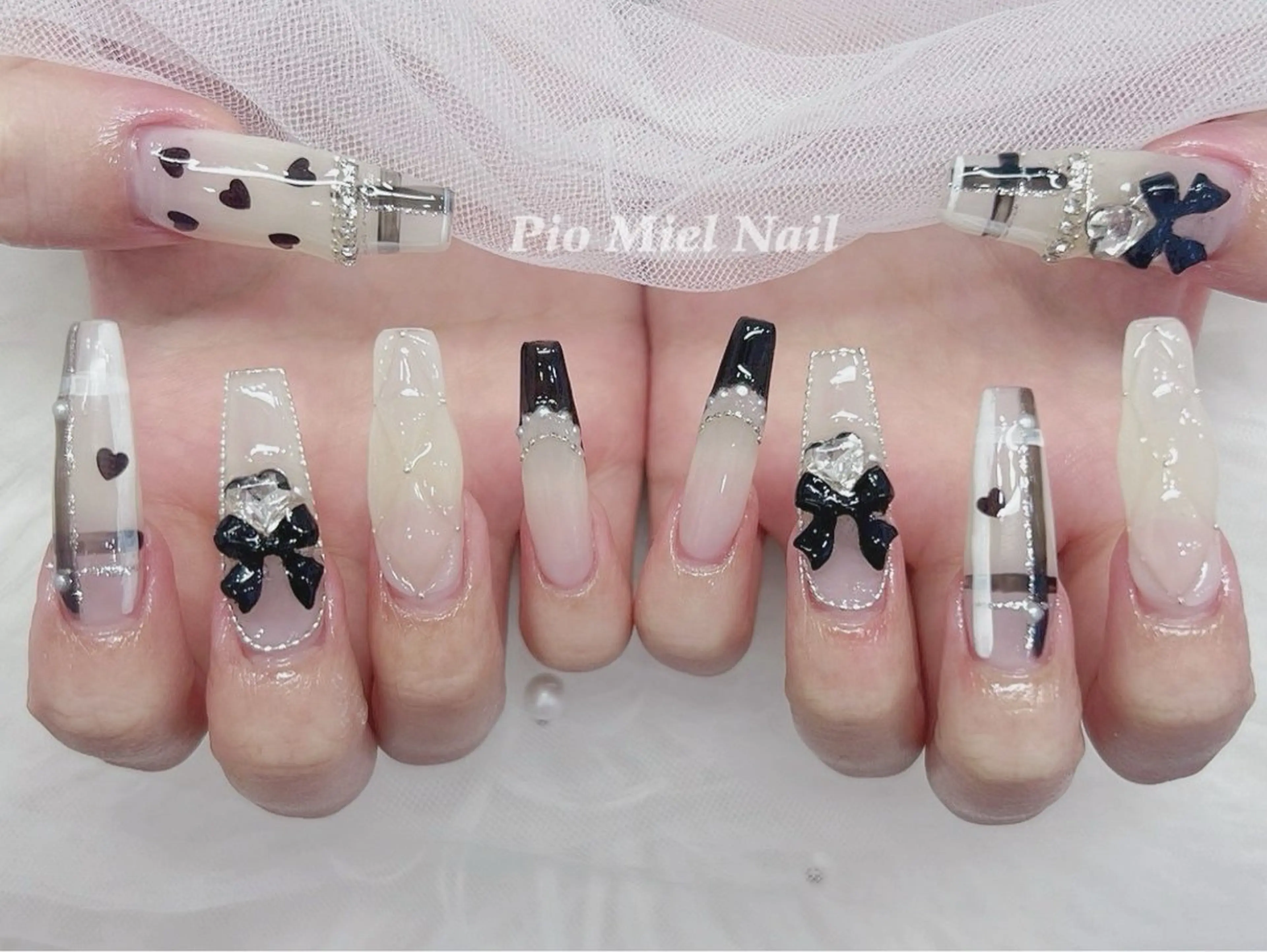 ネイル ガーリー ハート ロングネイル リボン ツイードネイル ハンドネイル momo 長さだしのネイルデザイン