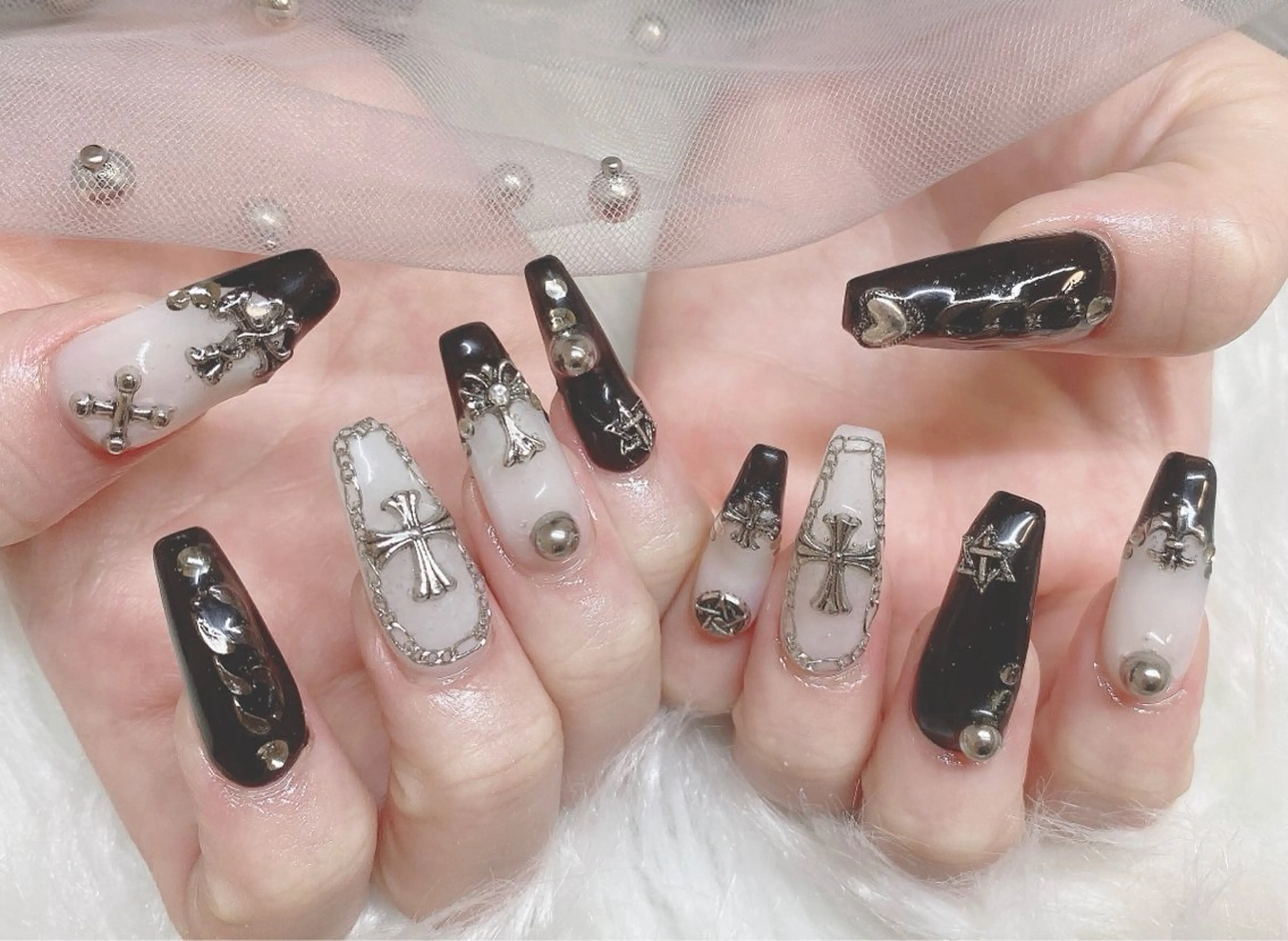 ネイル ハンドネイル PLATA LISAのネイルデザイン