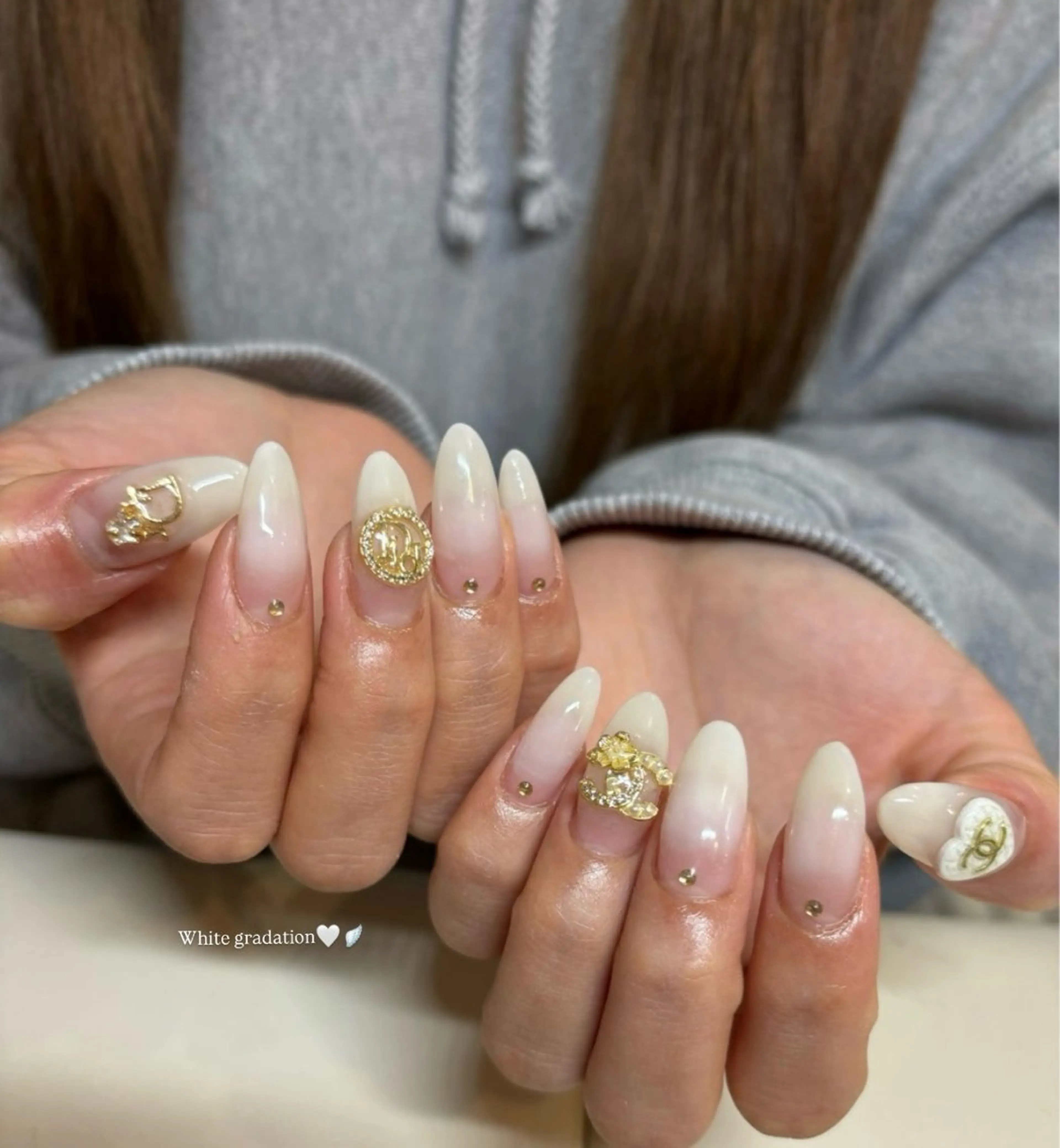 ネイル ハンドネイル SALON ELVI.所属・𝚊𝚢𝚊𝚗𝚊 .のネイルデザイン