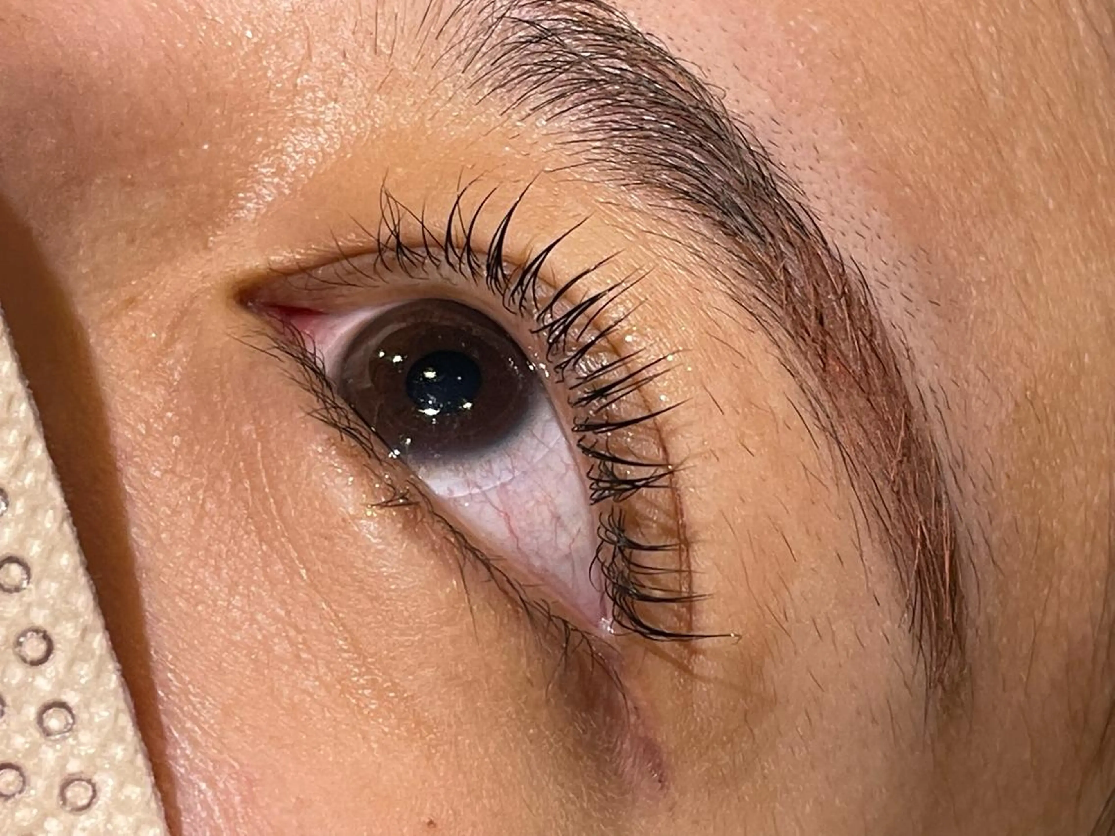 マツエク・マツパ 桑田 新菜のヘアスタイル