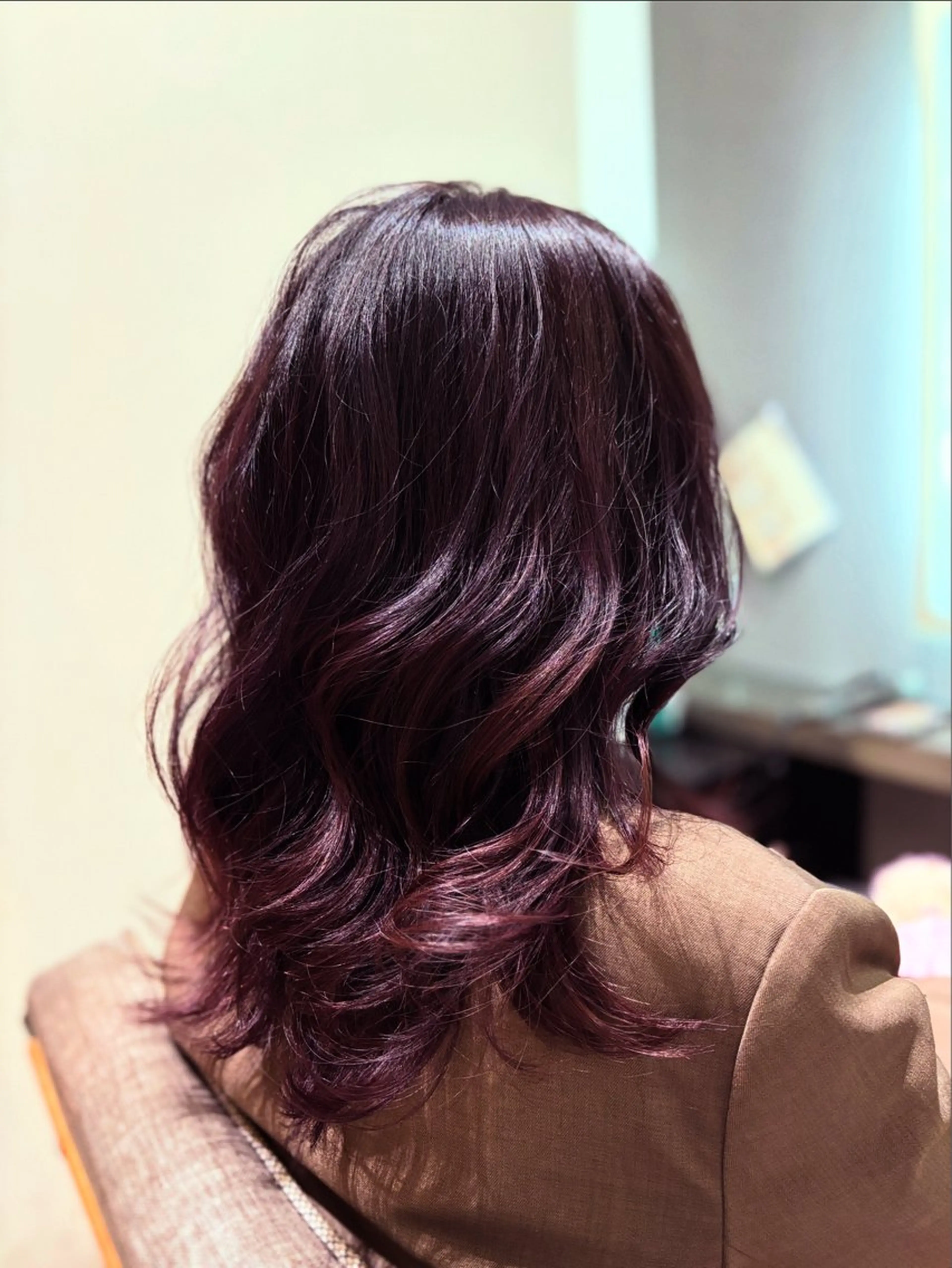 ミディアム ✂︎デザインカラー YOSHIKI✂︎のヘアスタイル