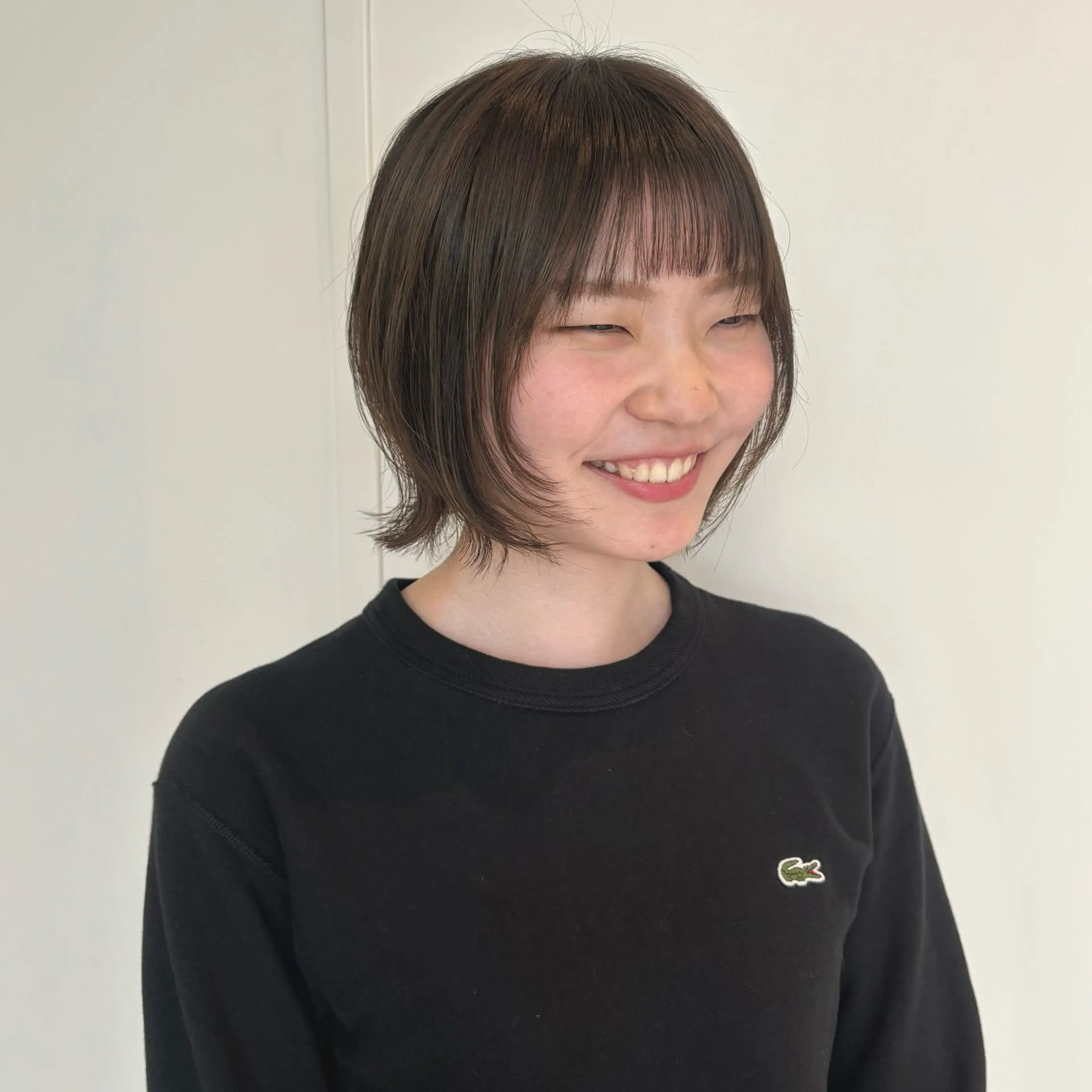 ショート カラー ブラウンカラー オリーブブラウン レイヤーカット ウルフカット 透明感カラー/ 寺田千雅子のヘアスタイル