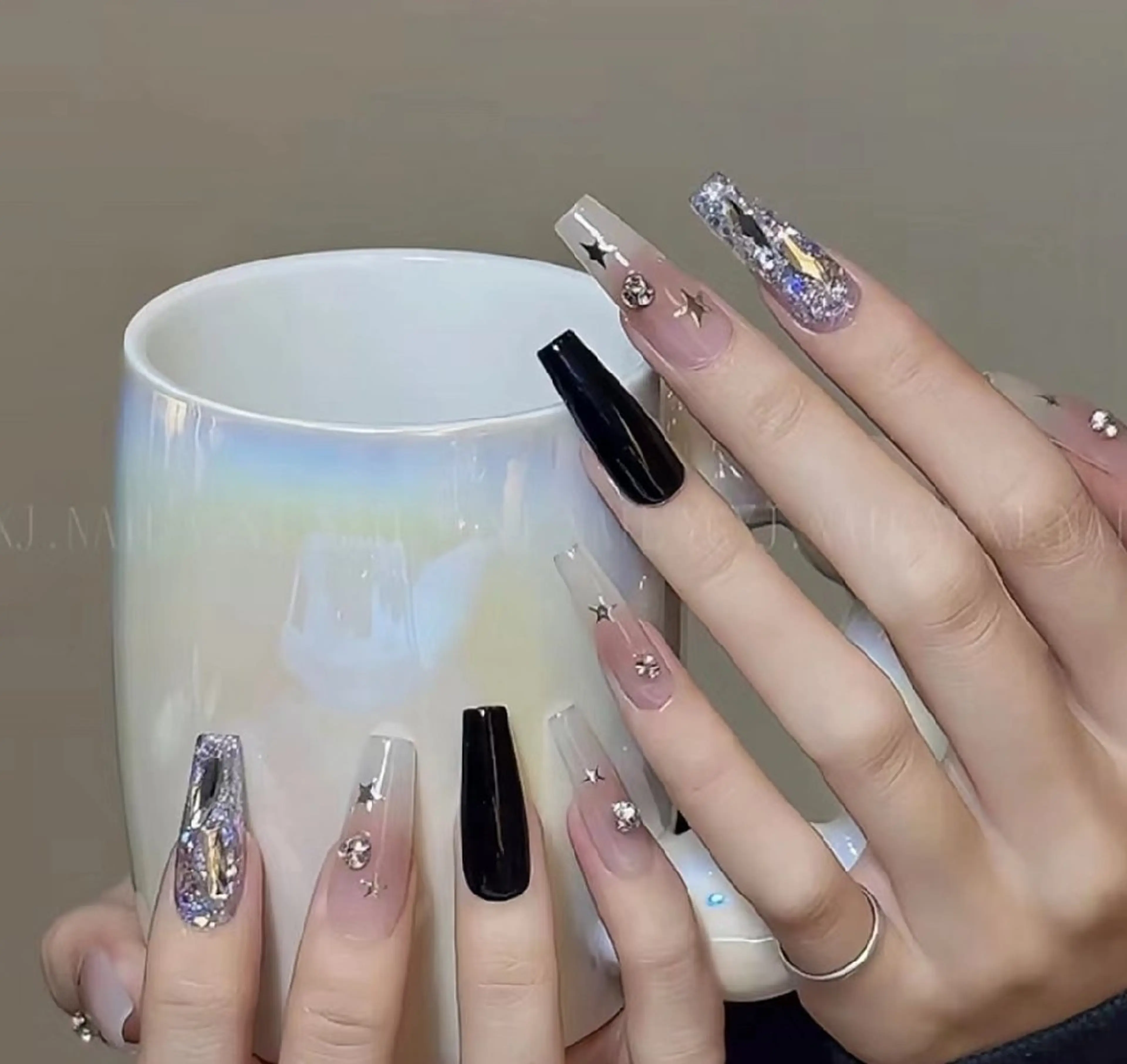 ネイル THE ONE栄店所属・Theone栄店 川原のネイルデザイン