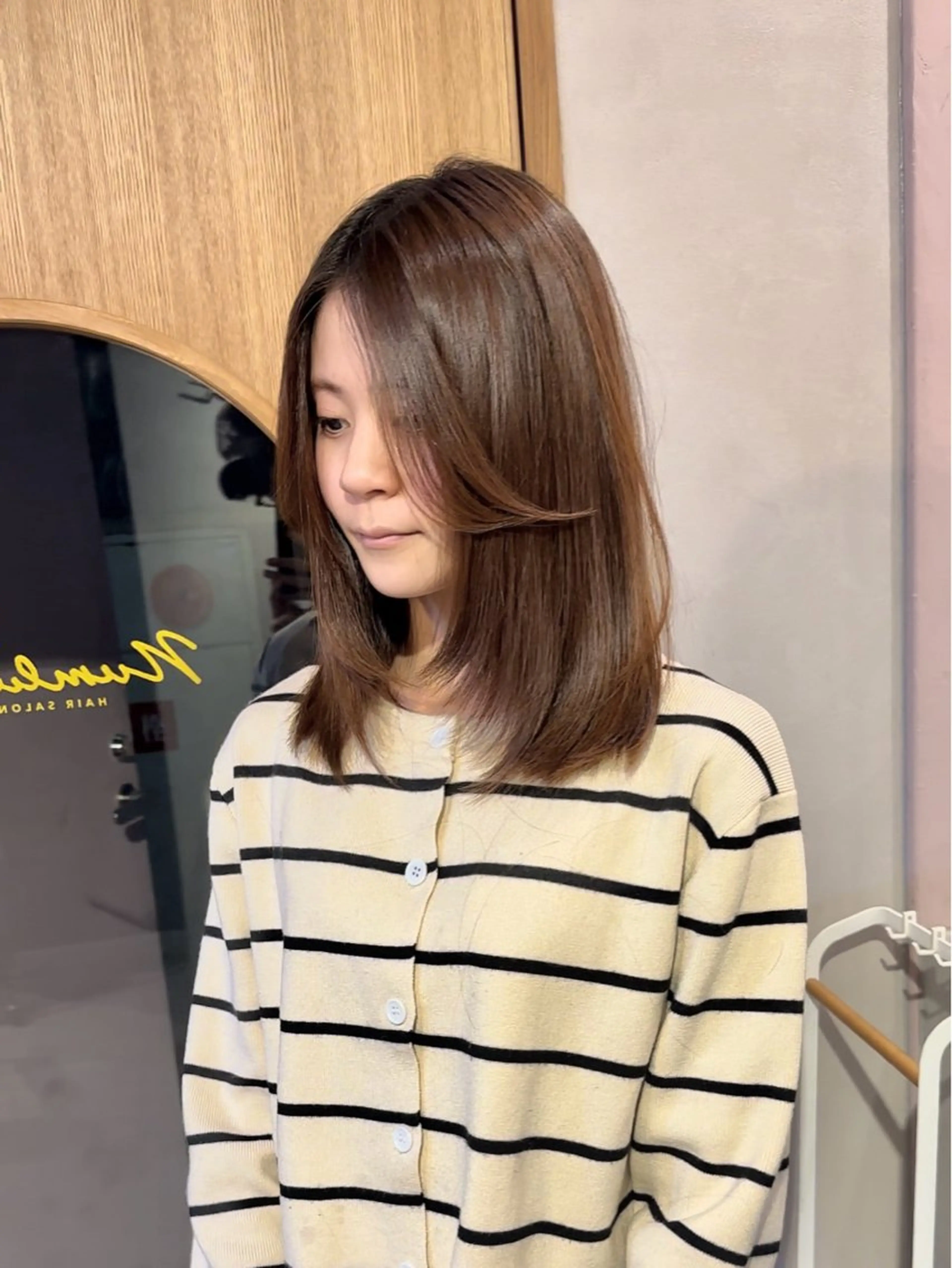 セミロング カット ヘアカラー はまだ かんたのヘアスタイル