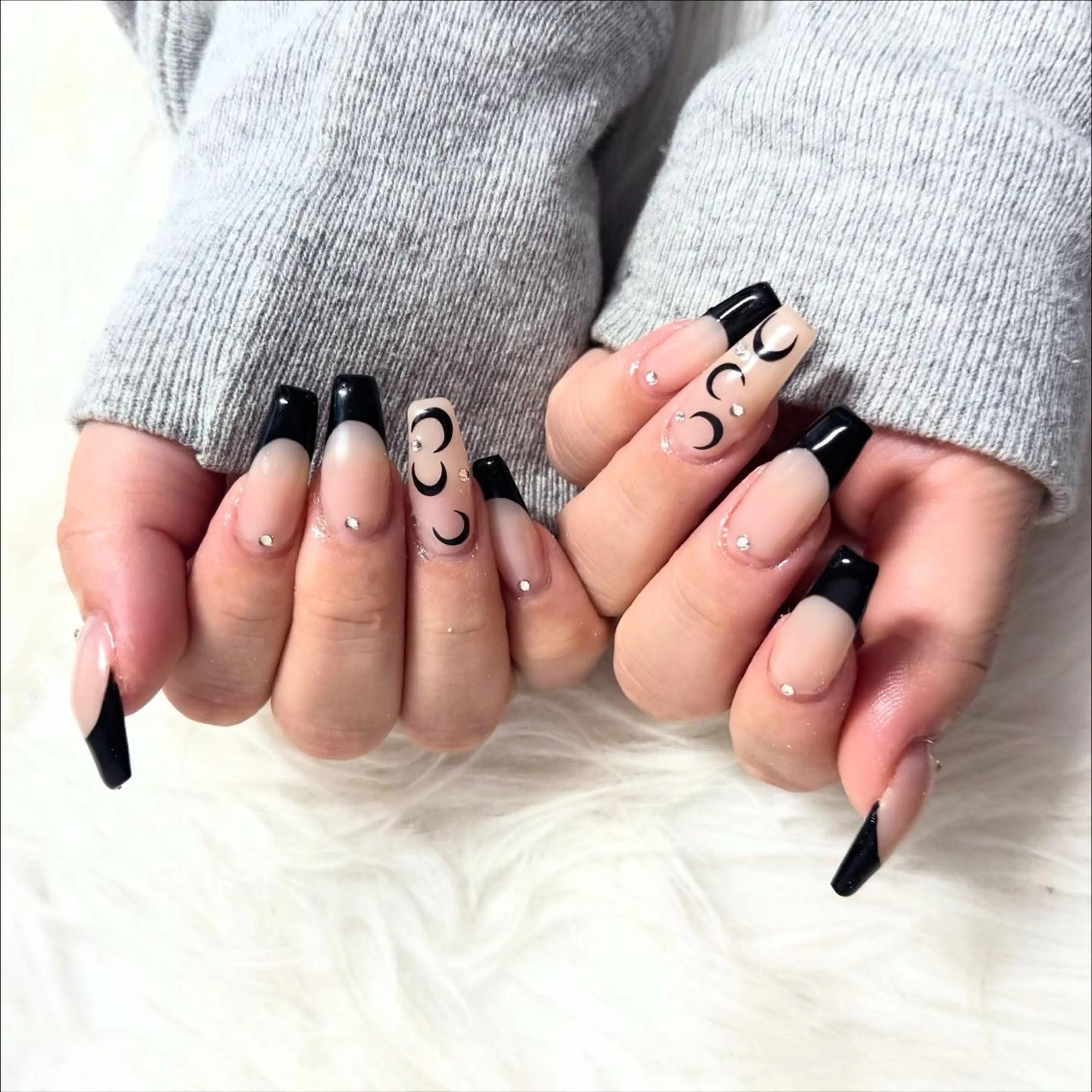 ロング ハンドネイル mao .のネイルデザイン