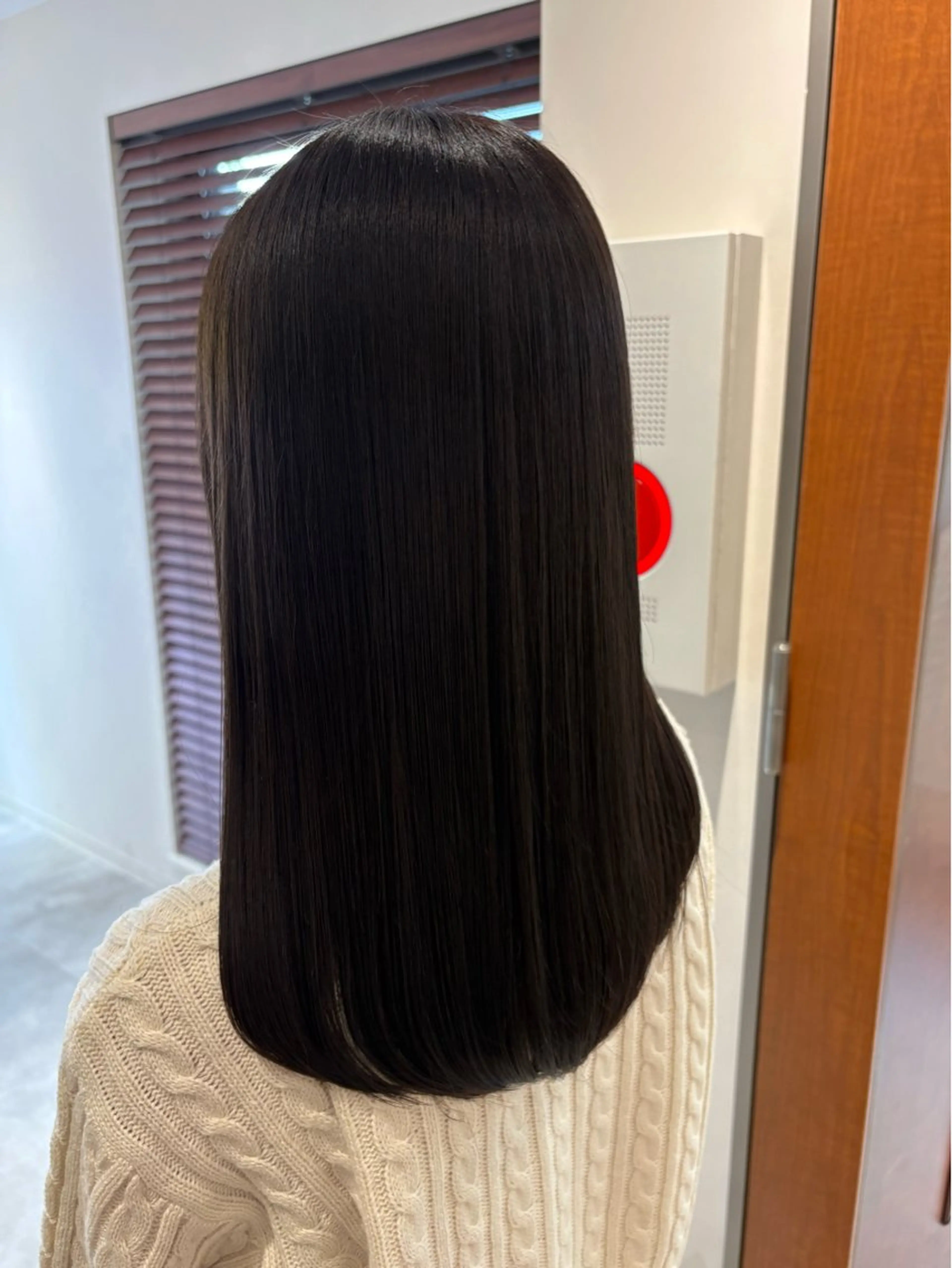 セミロング misato 🩶カラーモデル募集のヘアスタイル