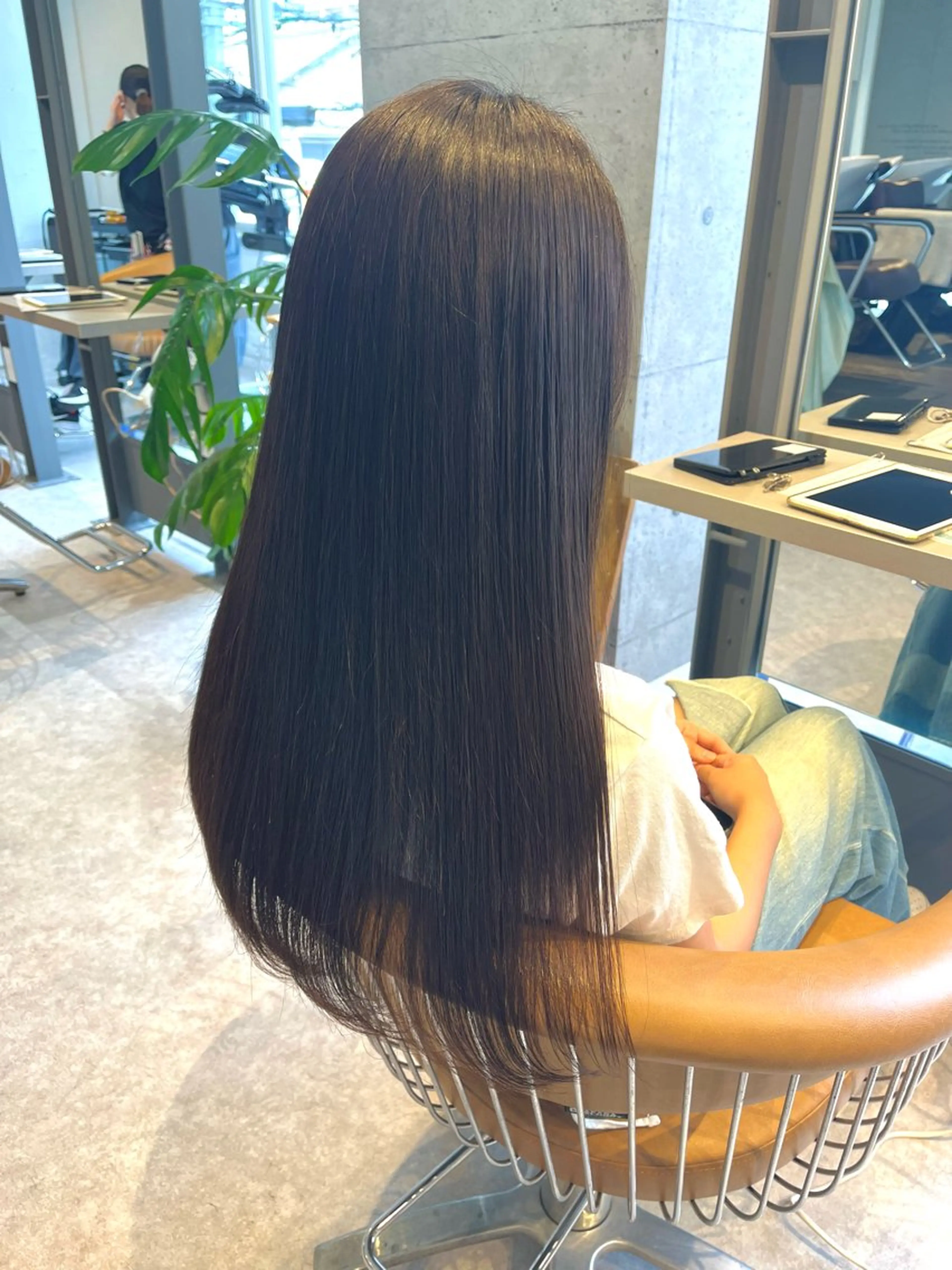 ロング パーマ カット 縮毛矯正 うしだ かおるのヘアスタイル