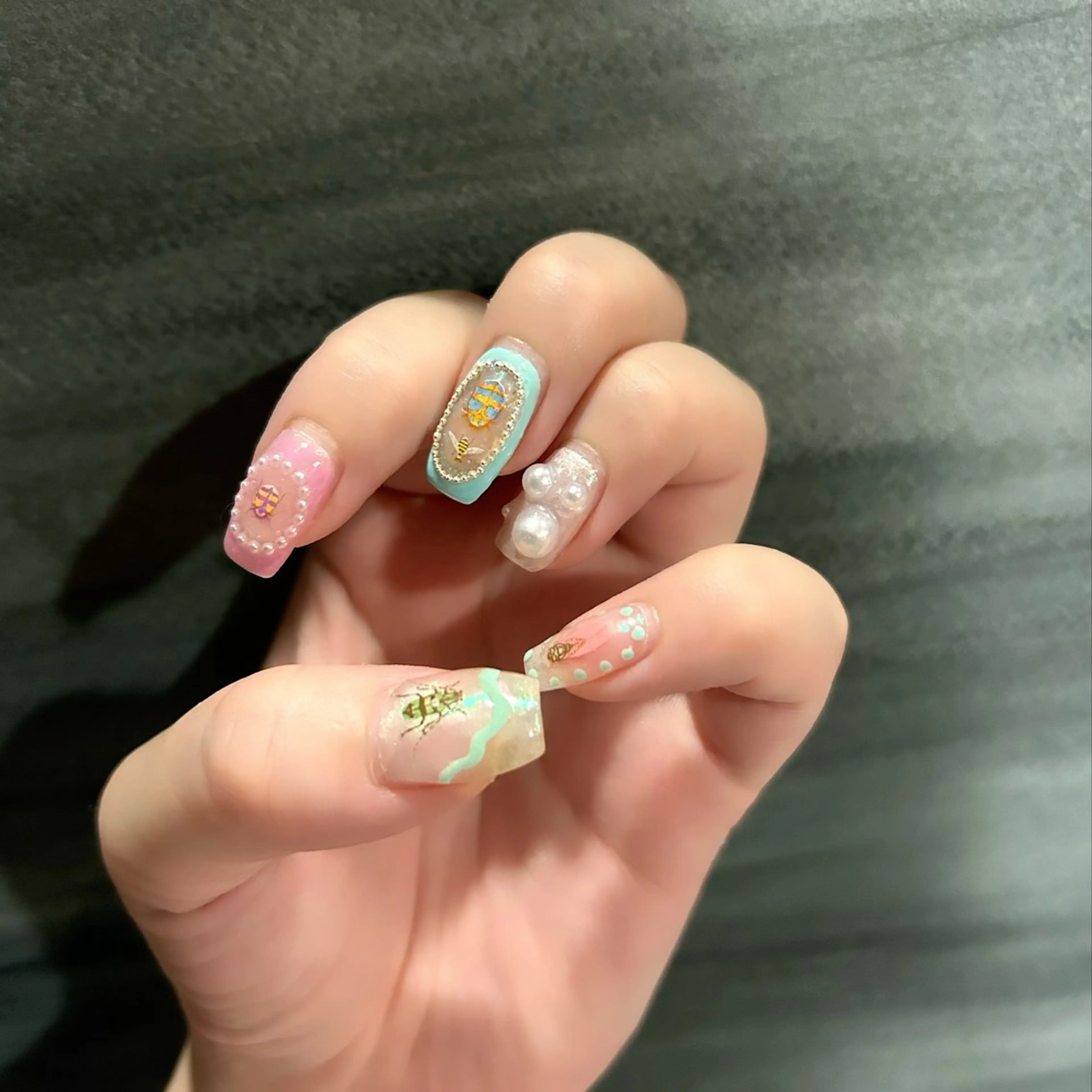 ネイル mibu 𓀬鈴木のマツエク・マツパデザイン