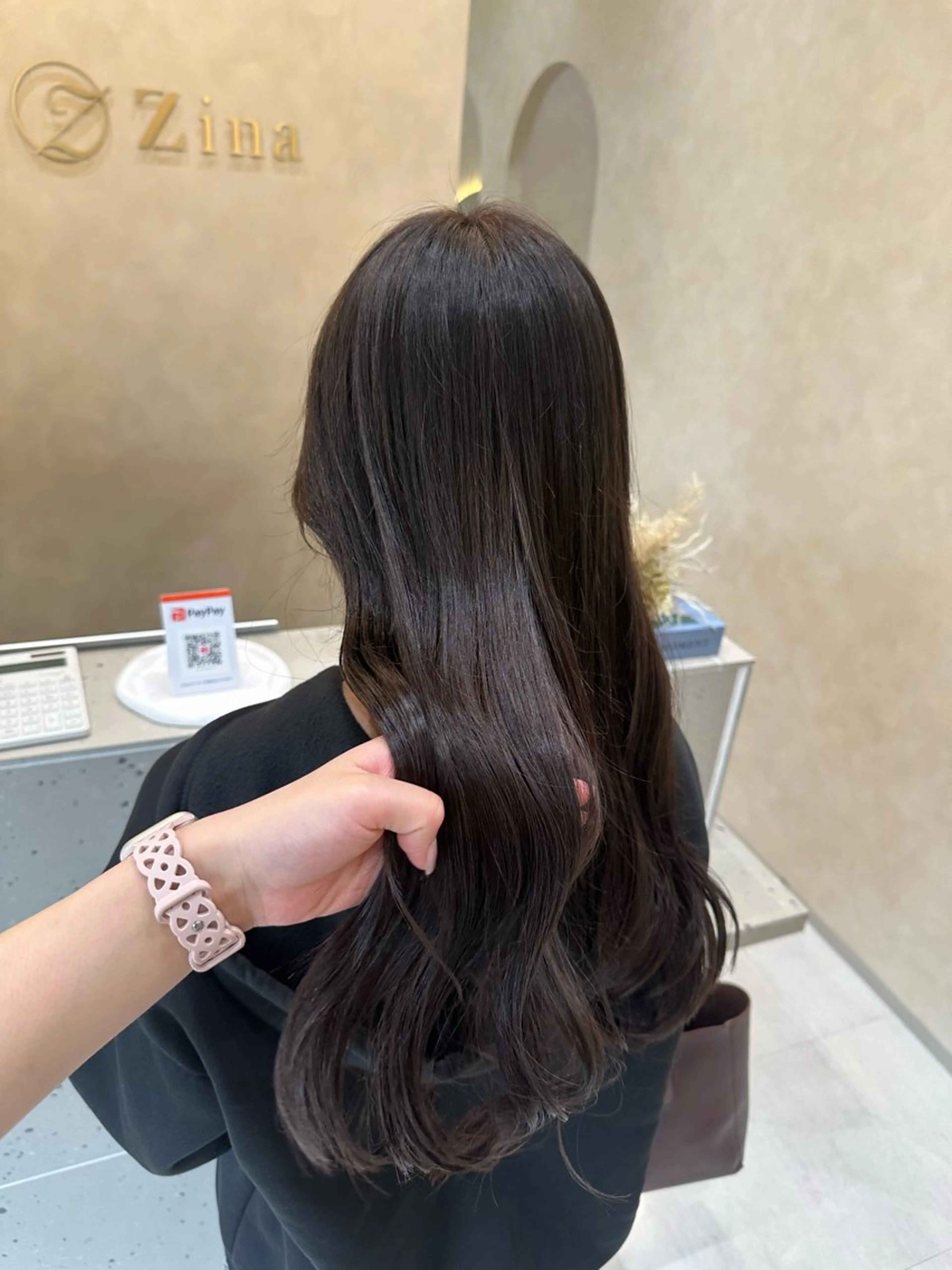 ロング カット ヘアカラー トリートメント 松浦 永里のヘアスタイル