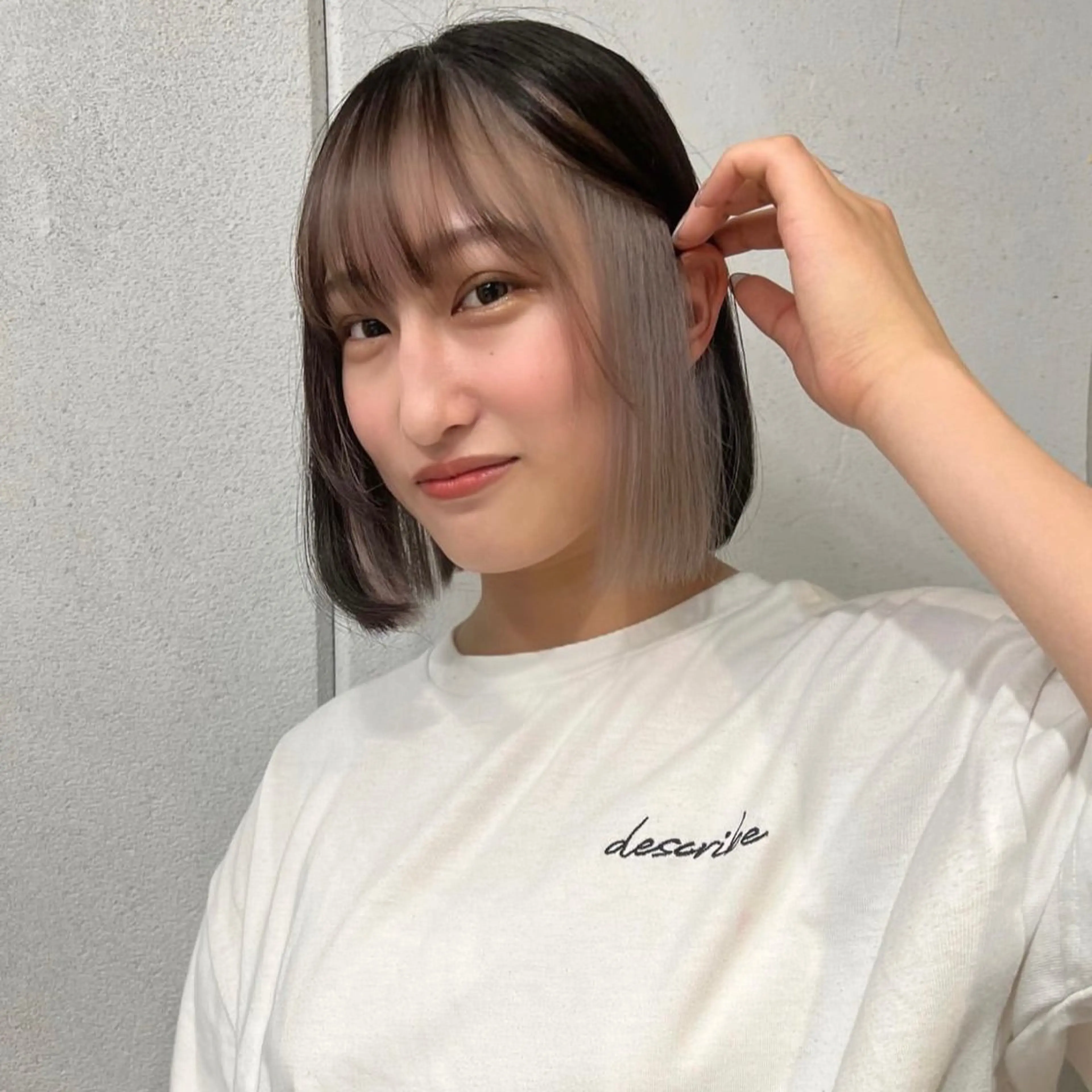 ミディアム カラー 切りっぱなしボブ ボブ カット ヘアカラー ブロンド／ブリーチ 【SITY.】のヘアスタイル