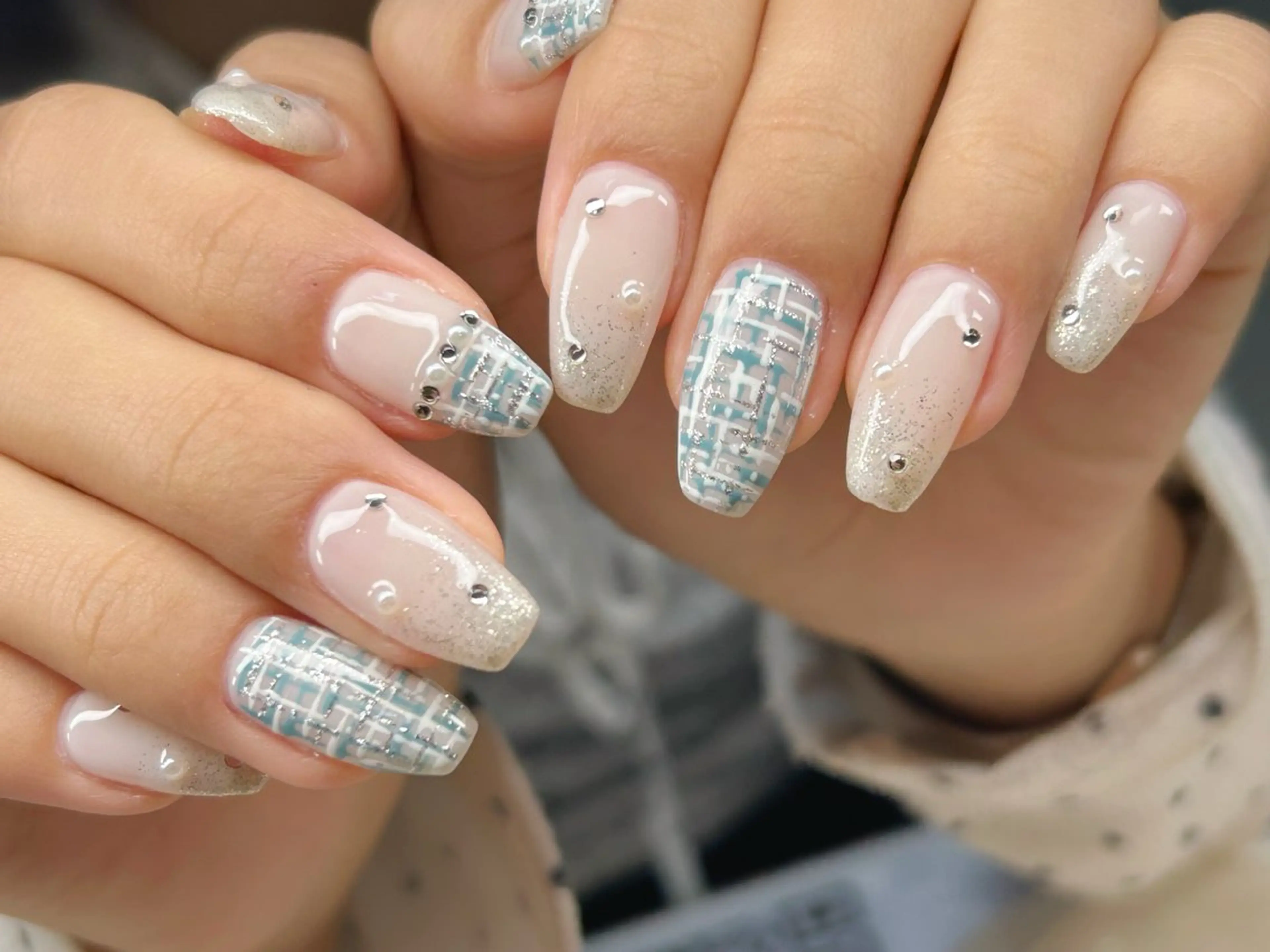 ネイル アートネイル チークネイル 成人式 入学式 長さ出し ハンドネイル Lino Nailのネイルデザイン