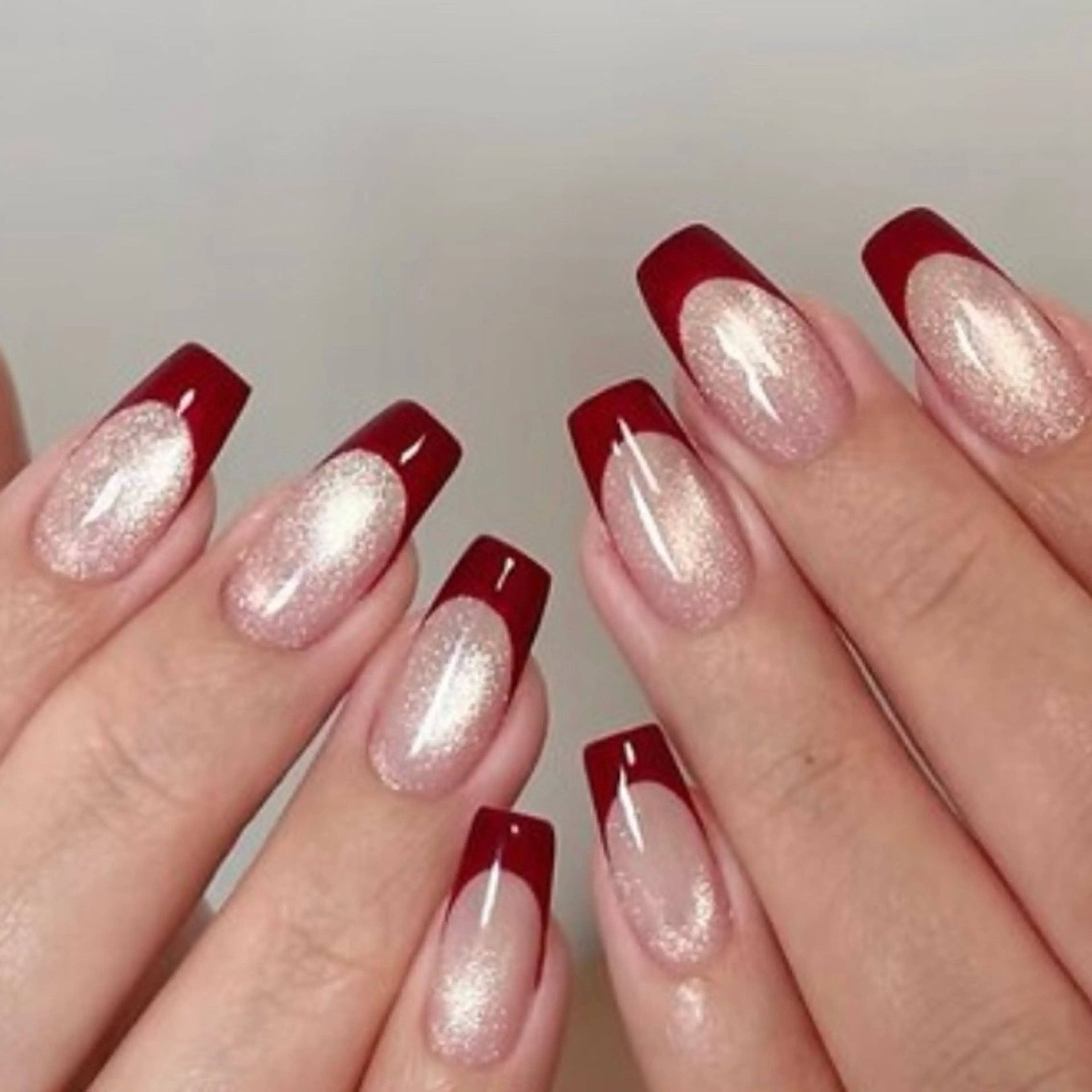 Hand💅🏻ガラスフレンチorカラーフレンチ+マグネット🧲ベース付きの写真