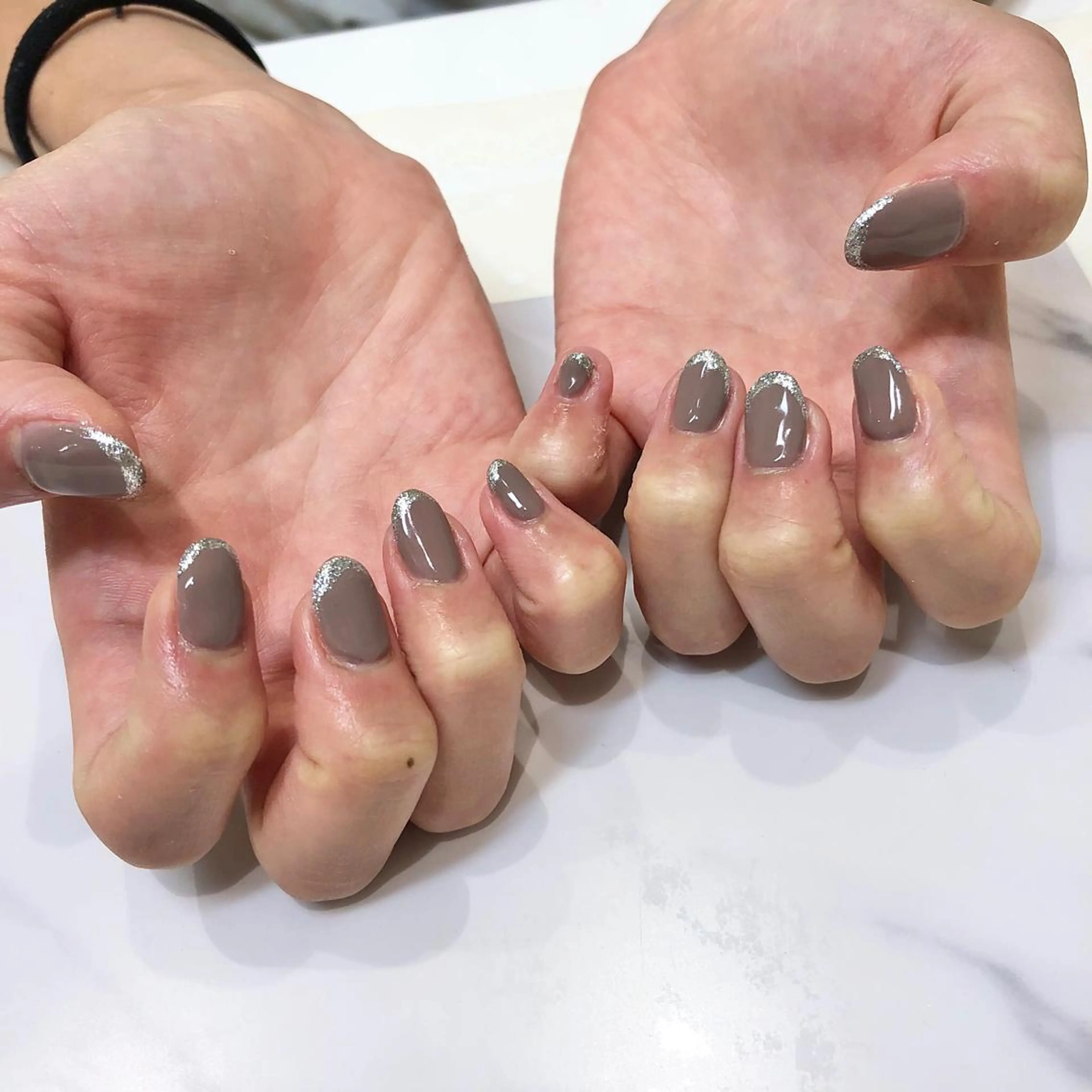 ネイル 椿森 美瑠紅の眉毛・アイブロウイメージ