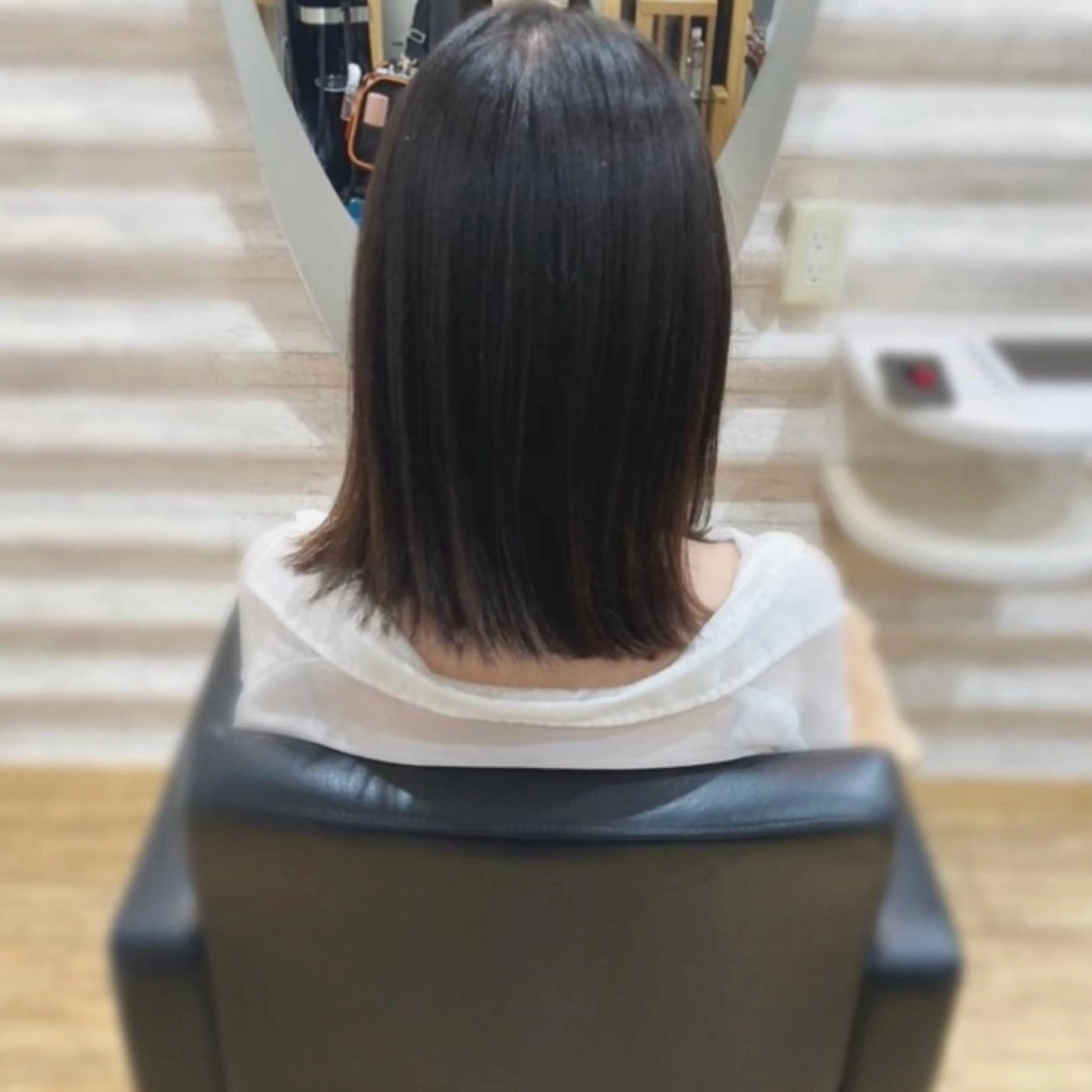 セミロング カラー 髪質改善 トリートメント カラーダメージが艶々 『ケア特化店』KONのヘアスタイル