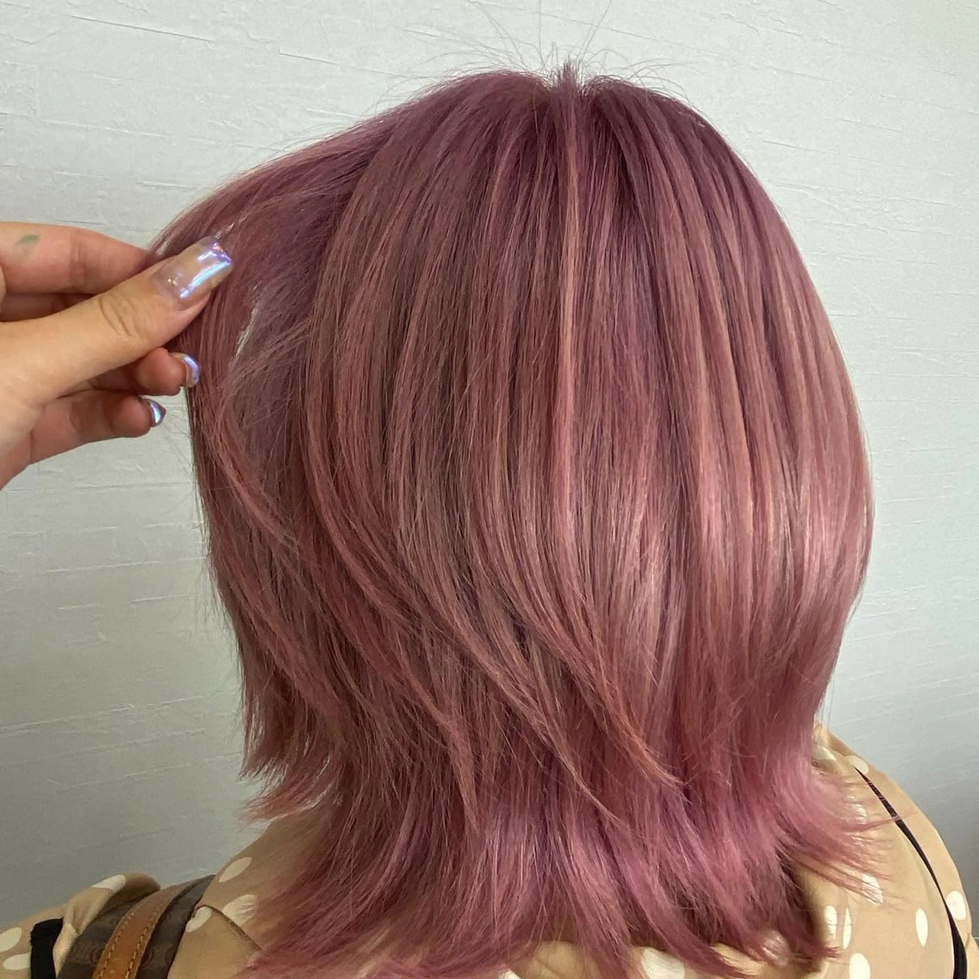 ロング カラー ベージュカラー ハイトーンカラー ラベンダーカラー ピンクカラー ピンクベージュ UNDER vr 【アンダーバー】のヘアスタイル