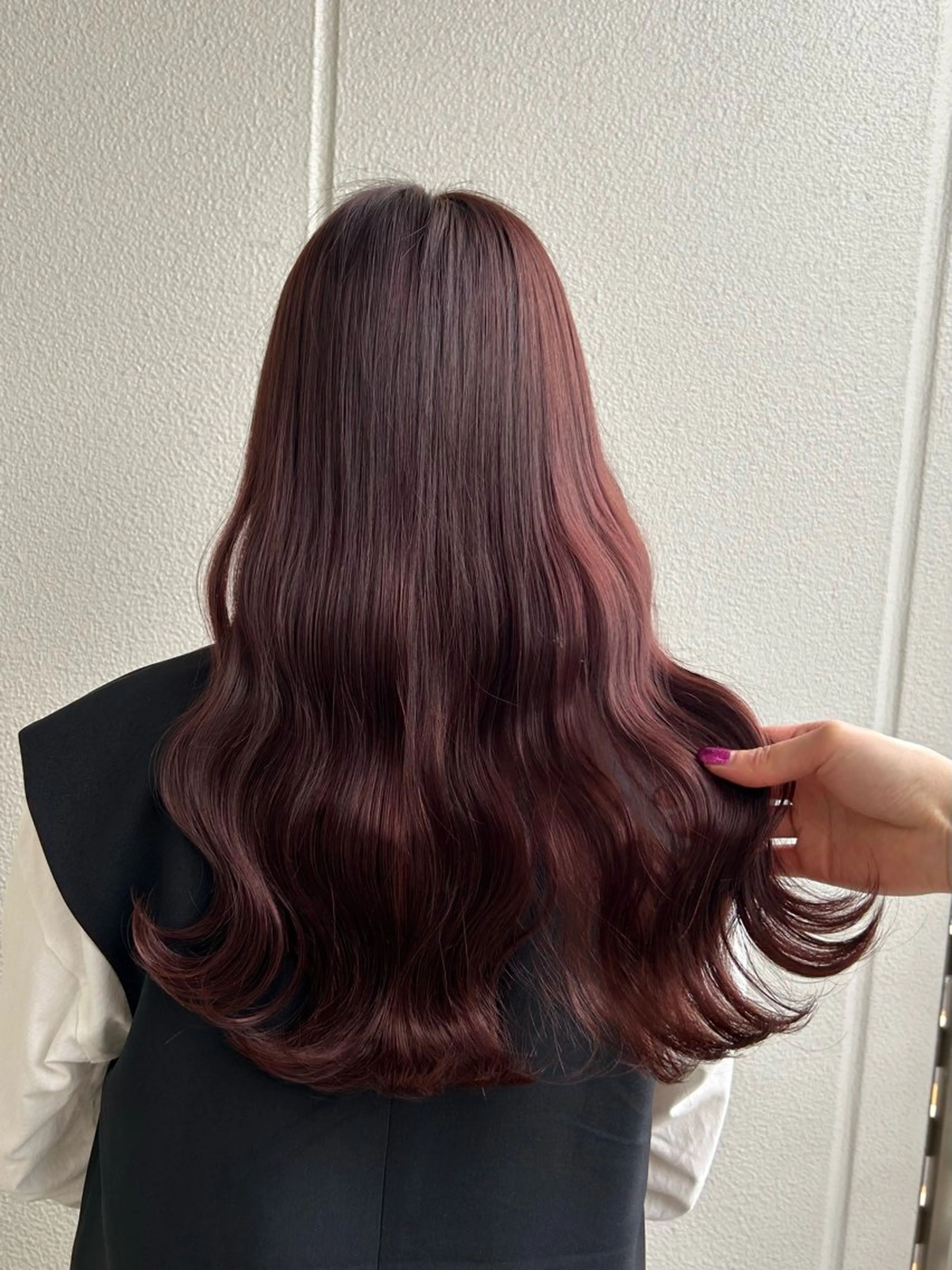 ロング カラー ヘアアレンジ ブラウンカラー カシス ピンクカラー ピンクブラウン 《暖色/韓国レイヤー 》🇰🇷桑原ユキネのヘアスタイル