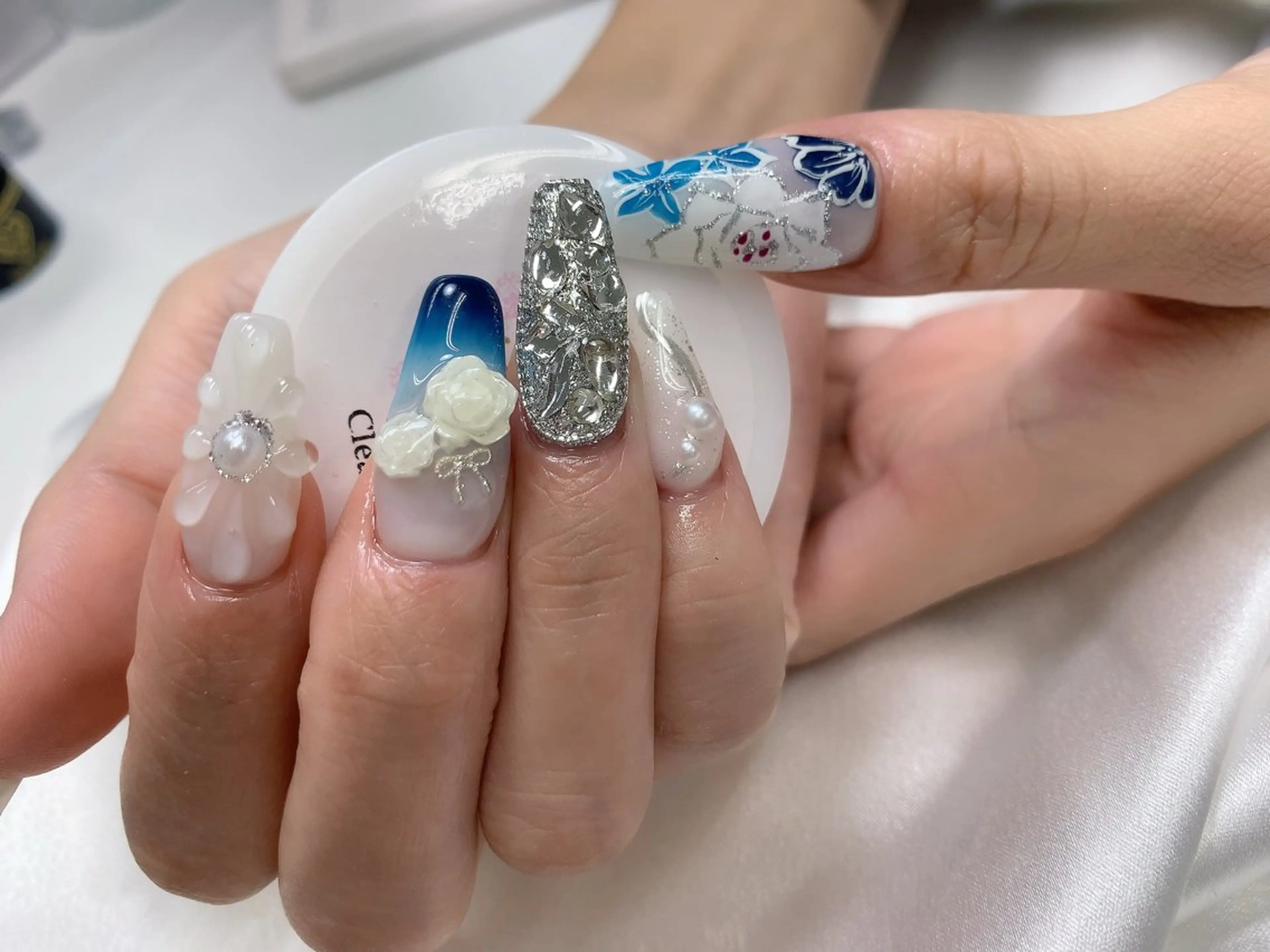 ネイル miou beaut y salonのネイルデザイン