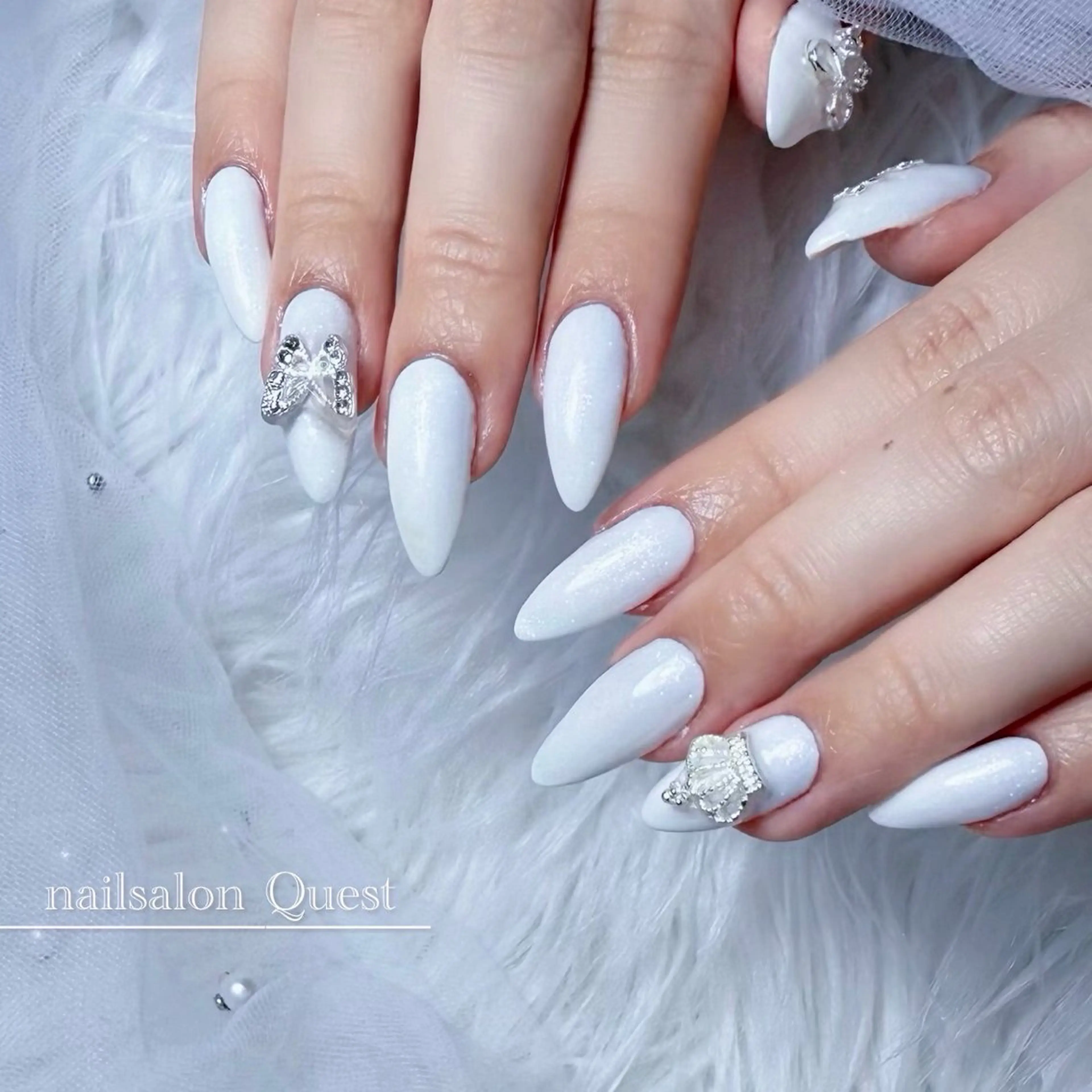 ネイル ワンカラーネイル ホワイト ハンドネイル nailsalon Questのネイルデザイン