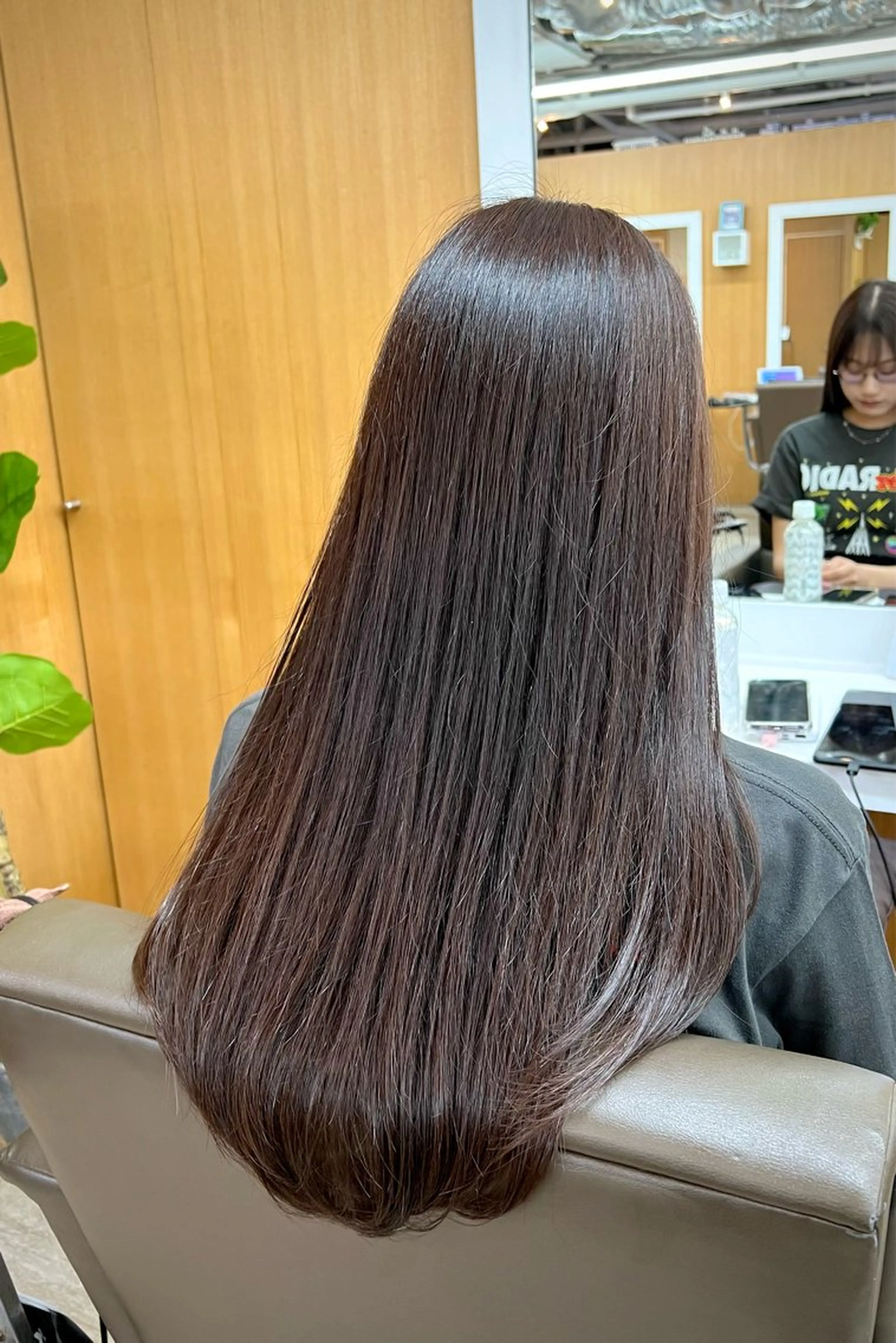 ロング カラー ブラウンカラー 透明感カラー/ イルミナカラーヒロキのヘアスタイル