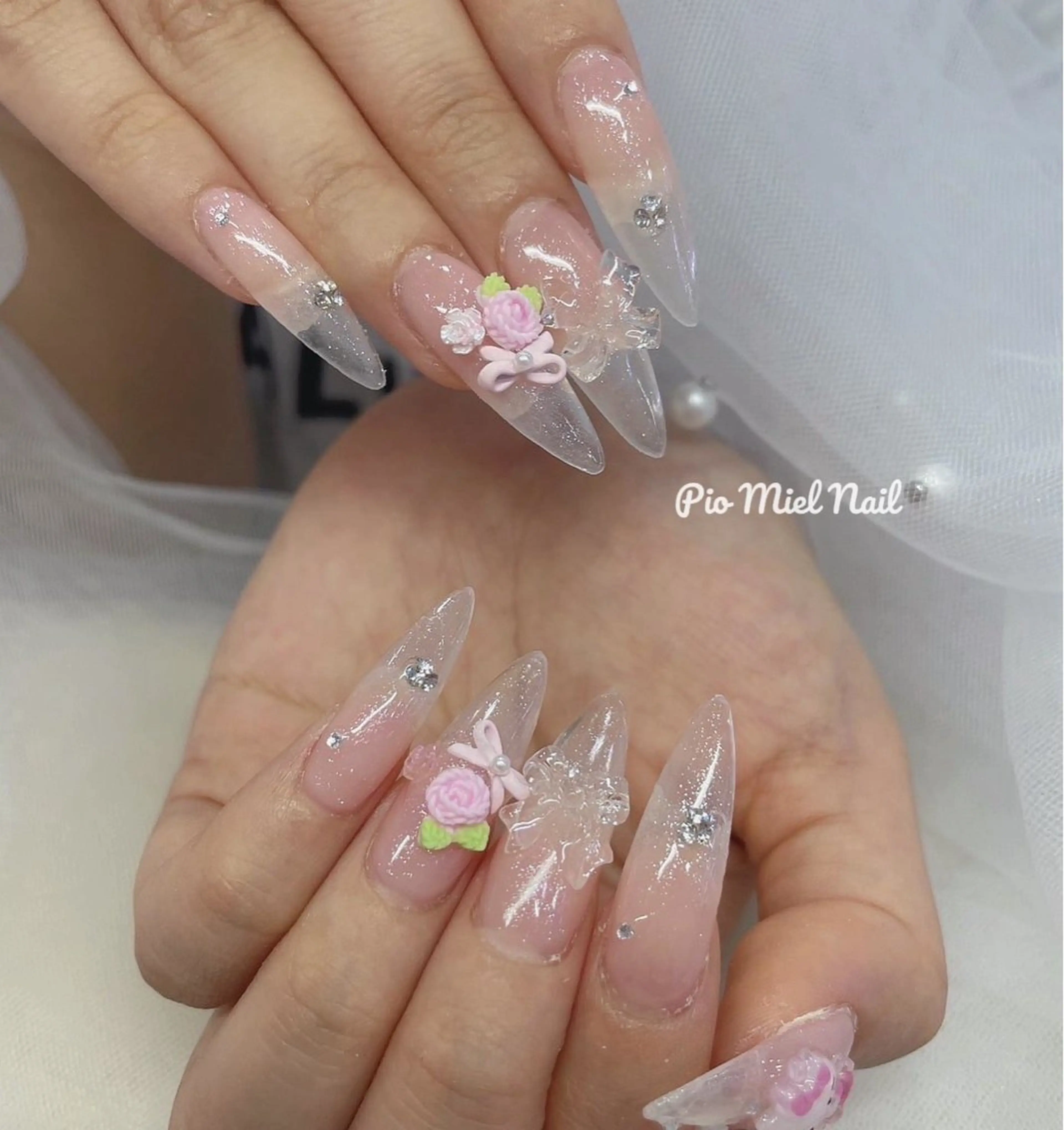 ネイル アートネイル クリアネイル フラワーネイル ジェルネイル 氷ネイル・うるうるネイル ハンドネイル Pionail Kabukichoのネイルデザイン