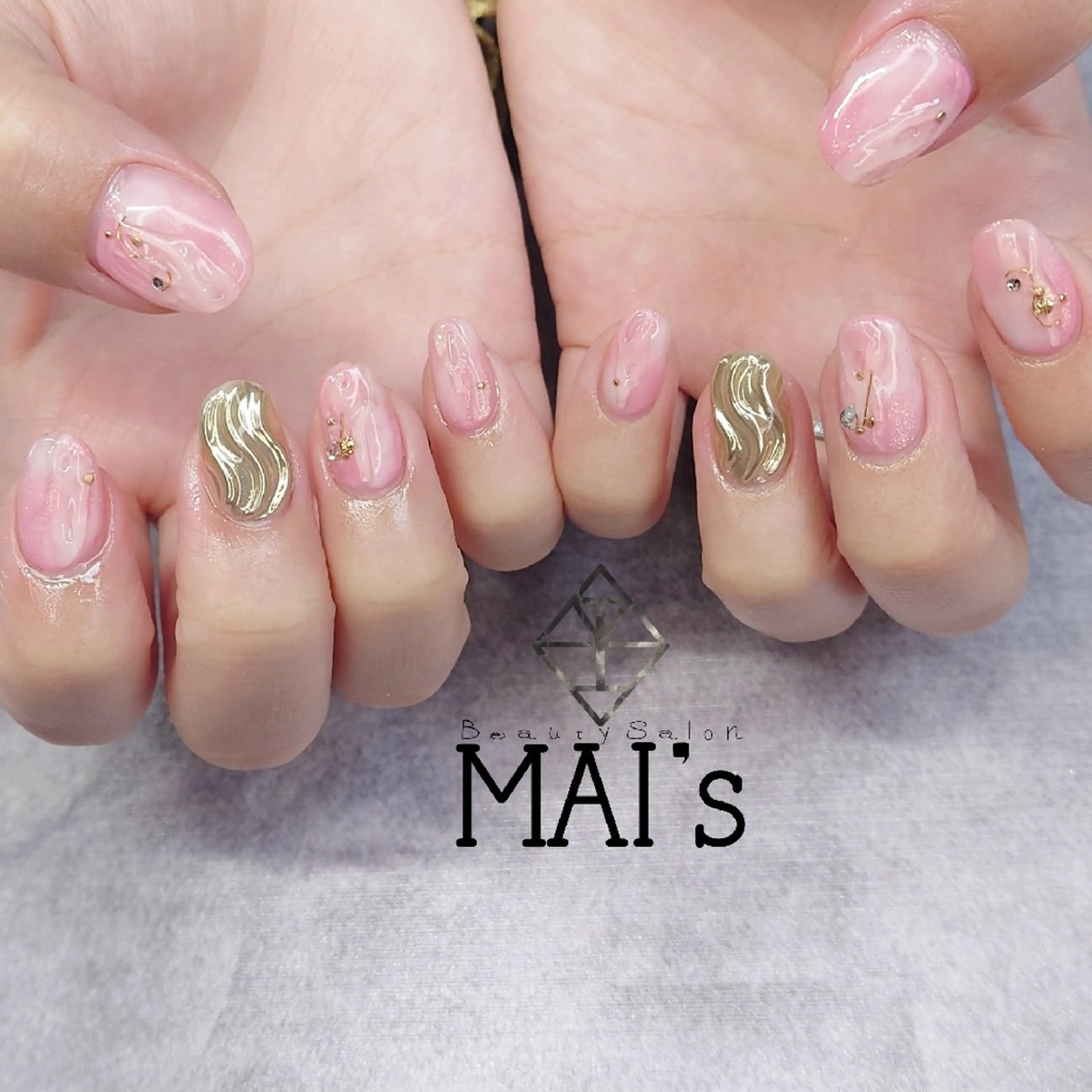 ネイル ハンドネイル ネイリスト Erinaのネイルデザイン