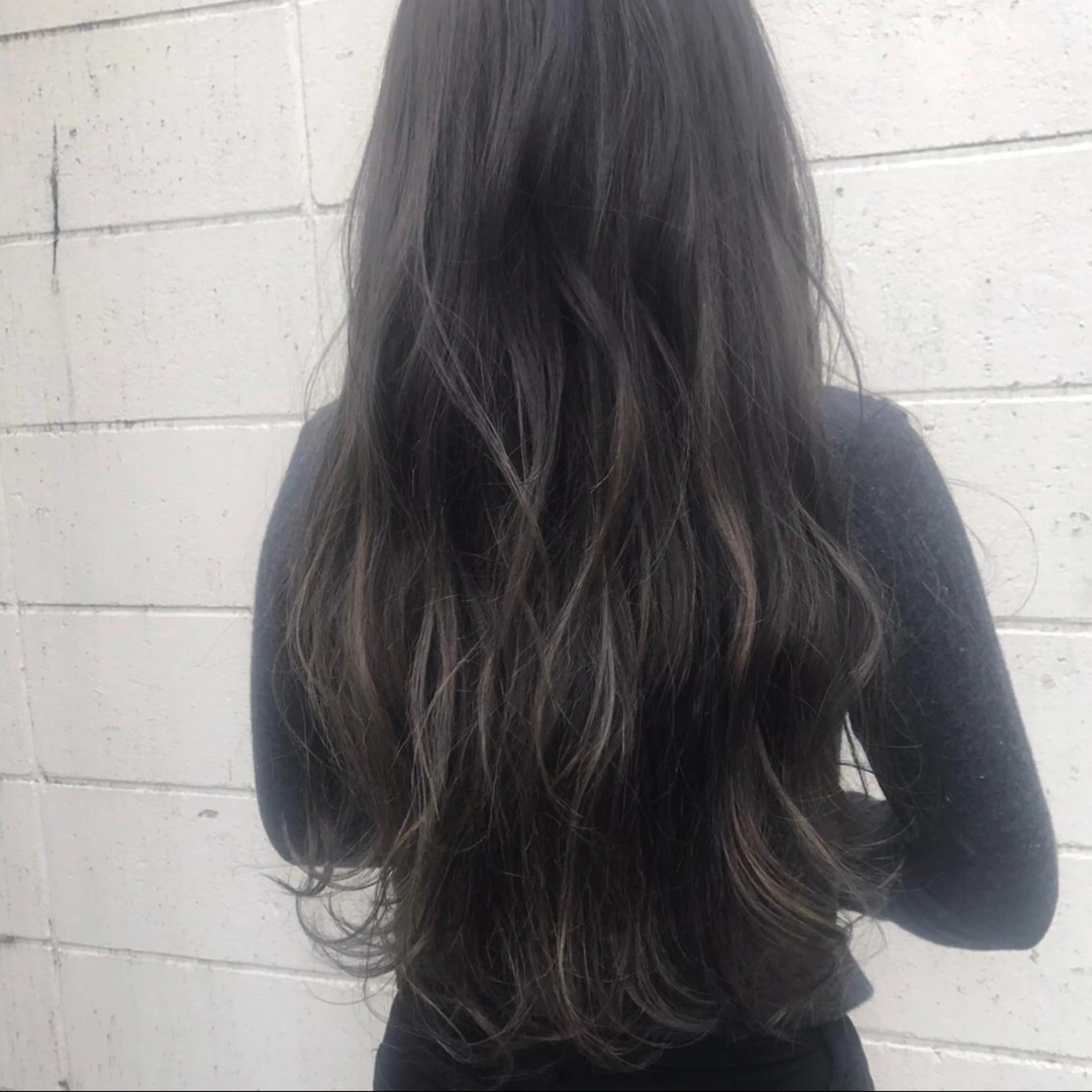 ロング カラー comfy すずなのヘアスタイル