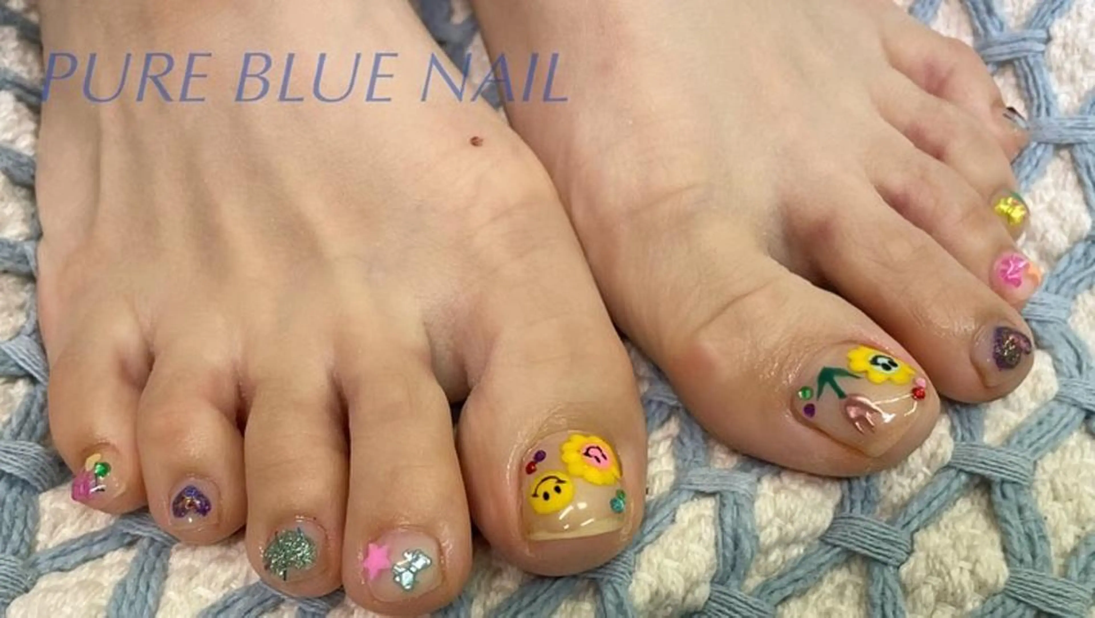 ネイル PURE BLUE  NAIL所属・PURE BLUE NAILのネイルデザイン