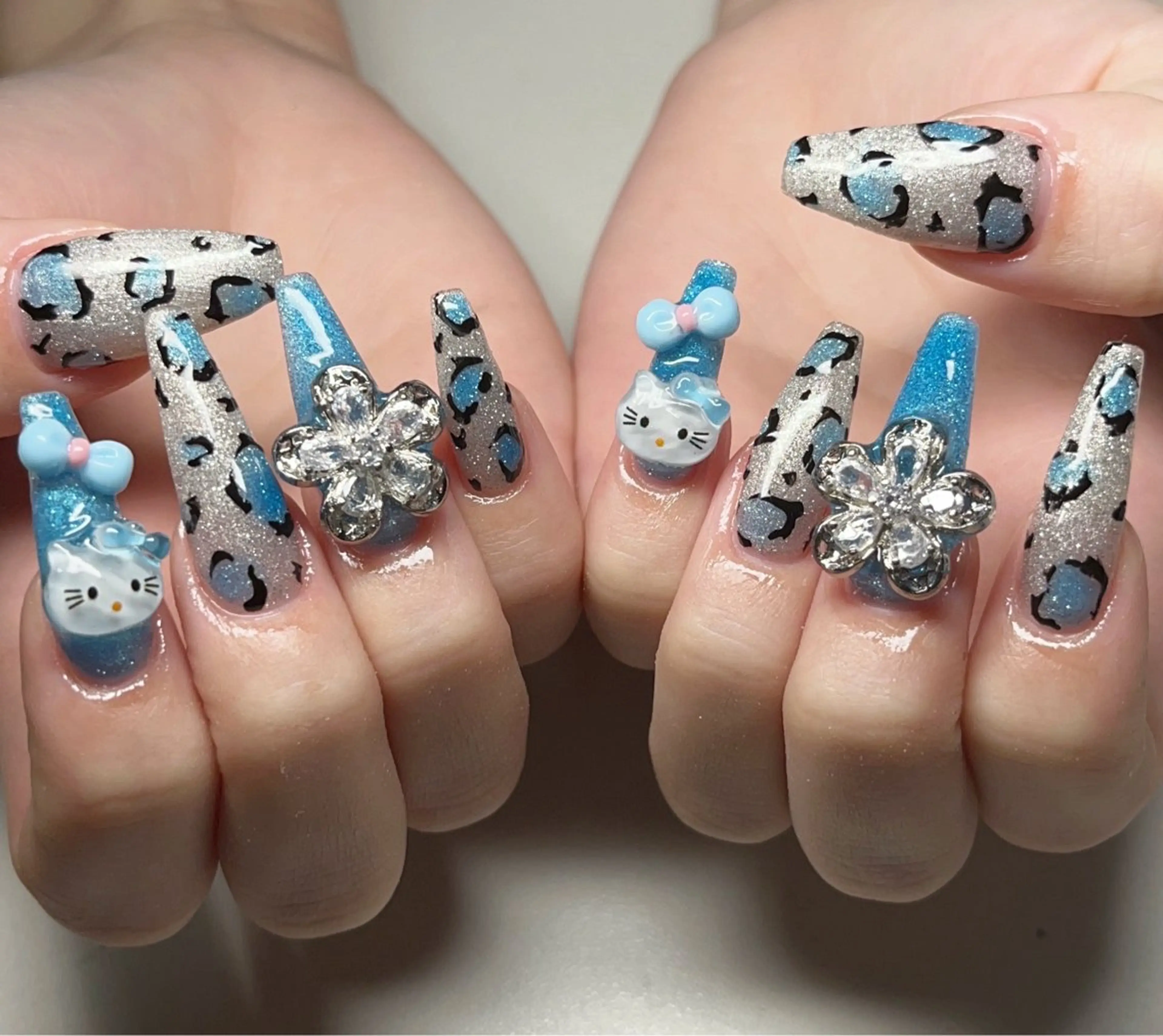 ロング ハンドネイル ALAN nail MINAMIのネイルデザイン