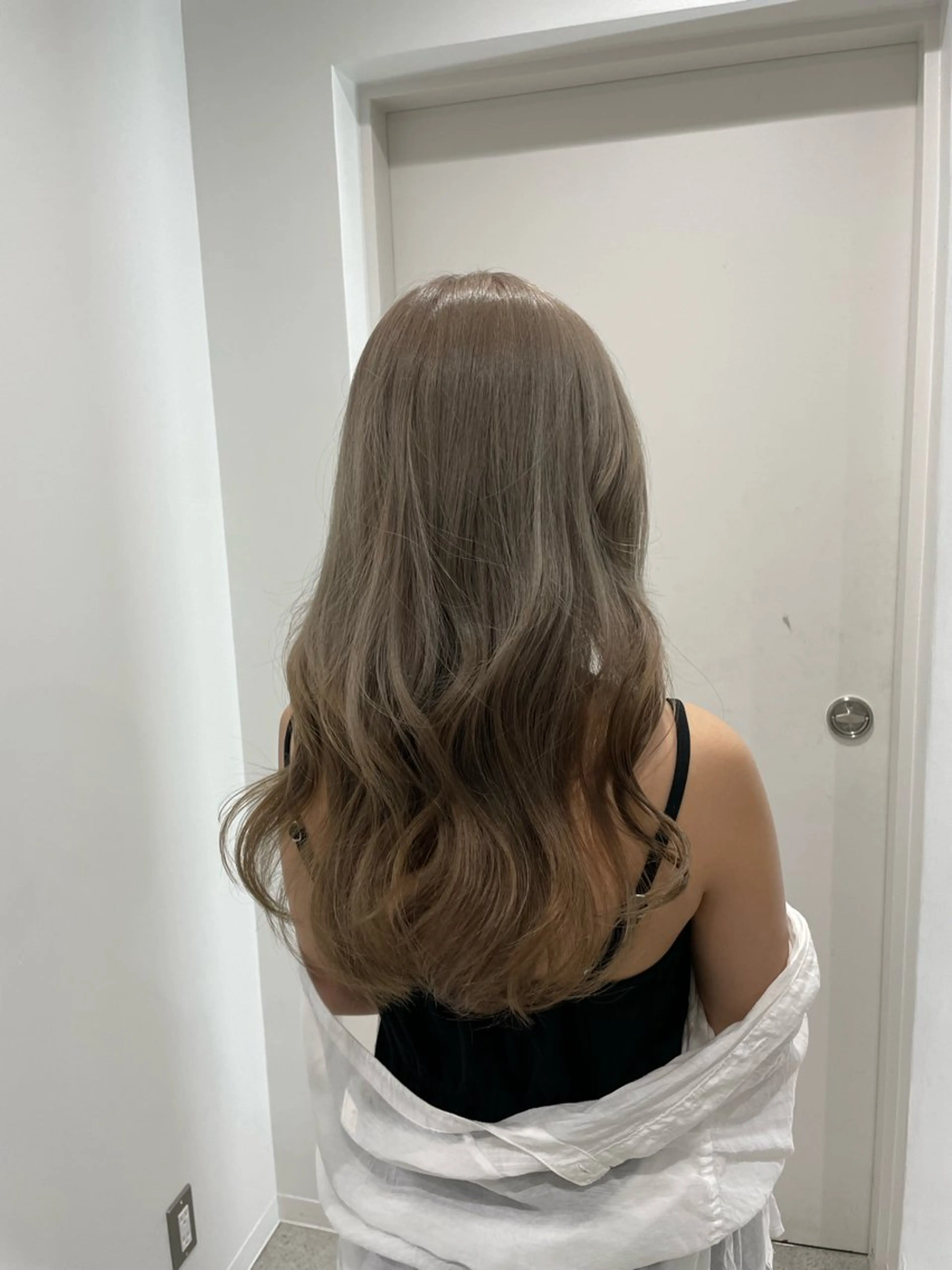 ロング 💍大人デザイン /ハイトーン♡リクトのヘアスタイル