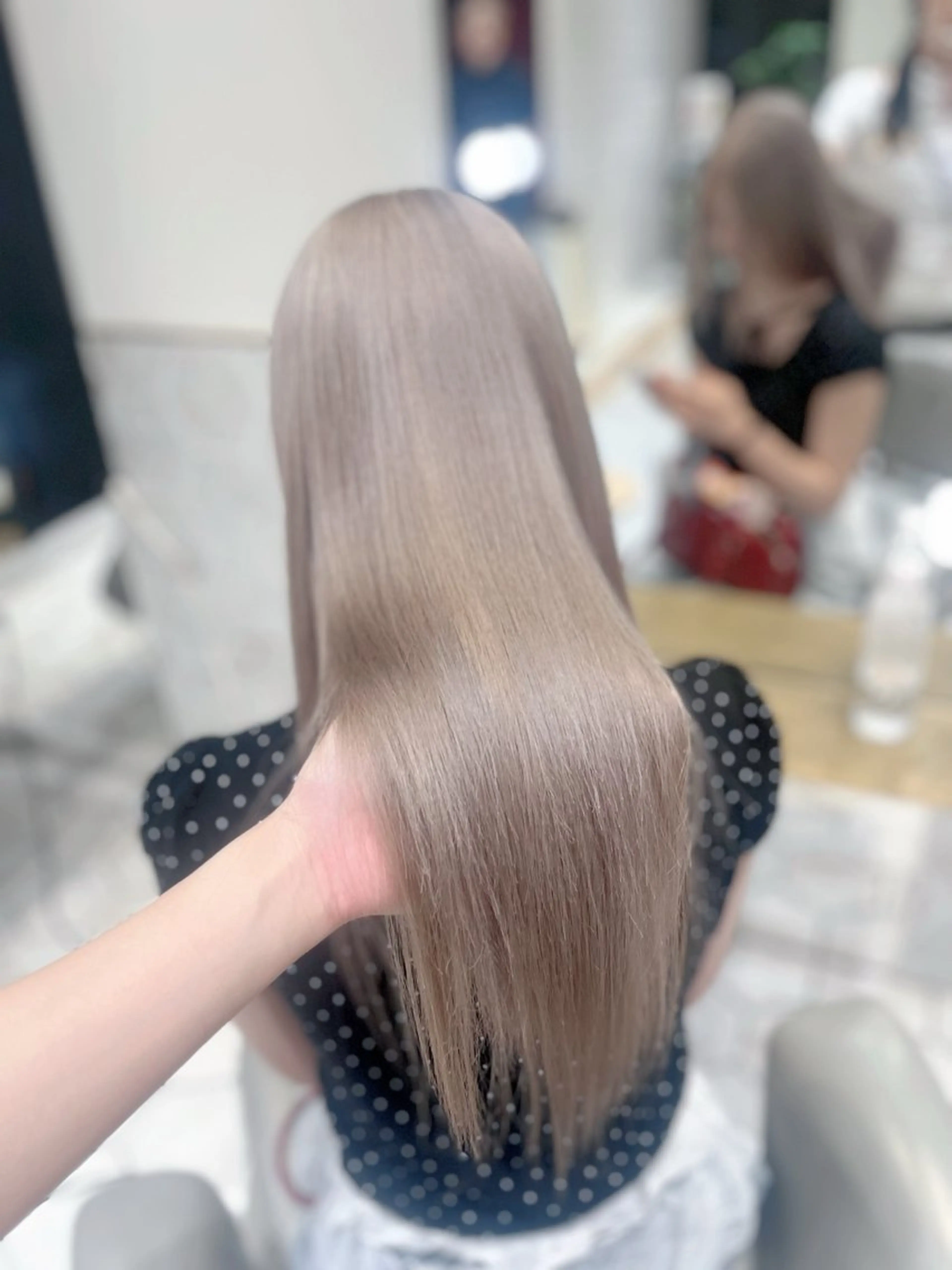 ロング カラー ベージュカラー ペールベージュ ヘアカラー 栄/透明感ツヤカラー /Kahoのヘアスタイル