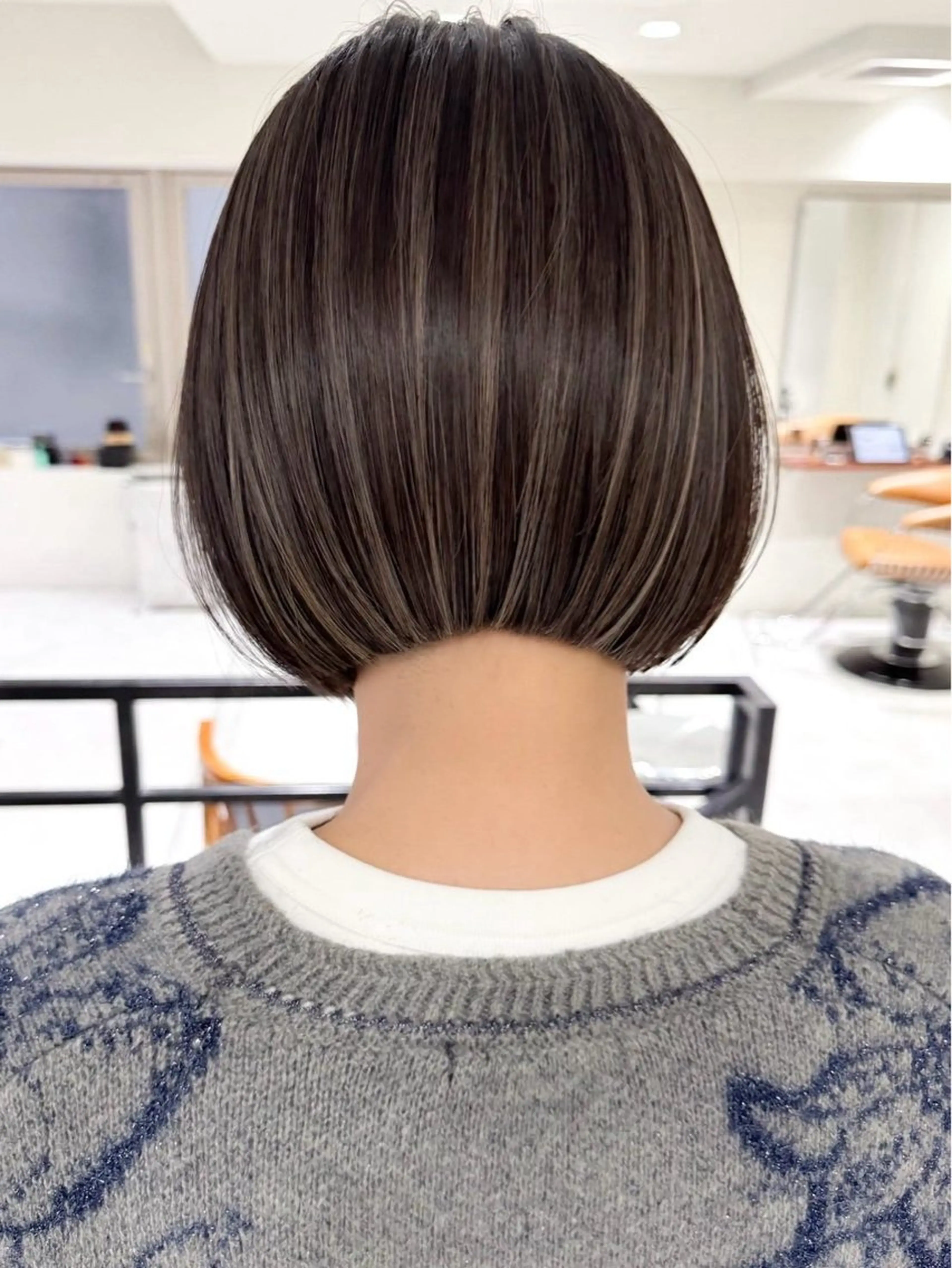 ショート カラー ショートボブ アディクシーカラー バレイヤージュ ブリーチ ケアブリーチ カット JIL BLAN 京都のヘアスタイル
