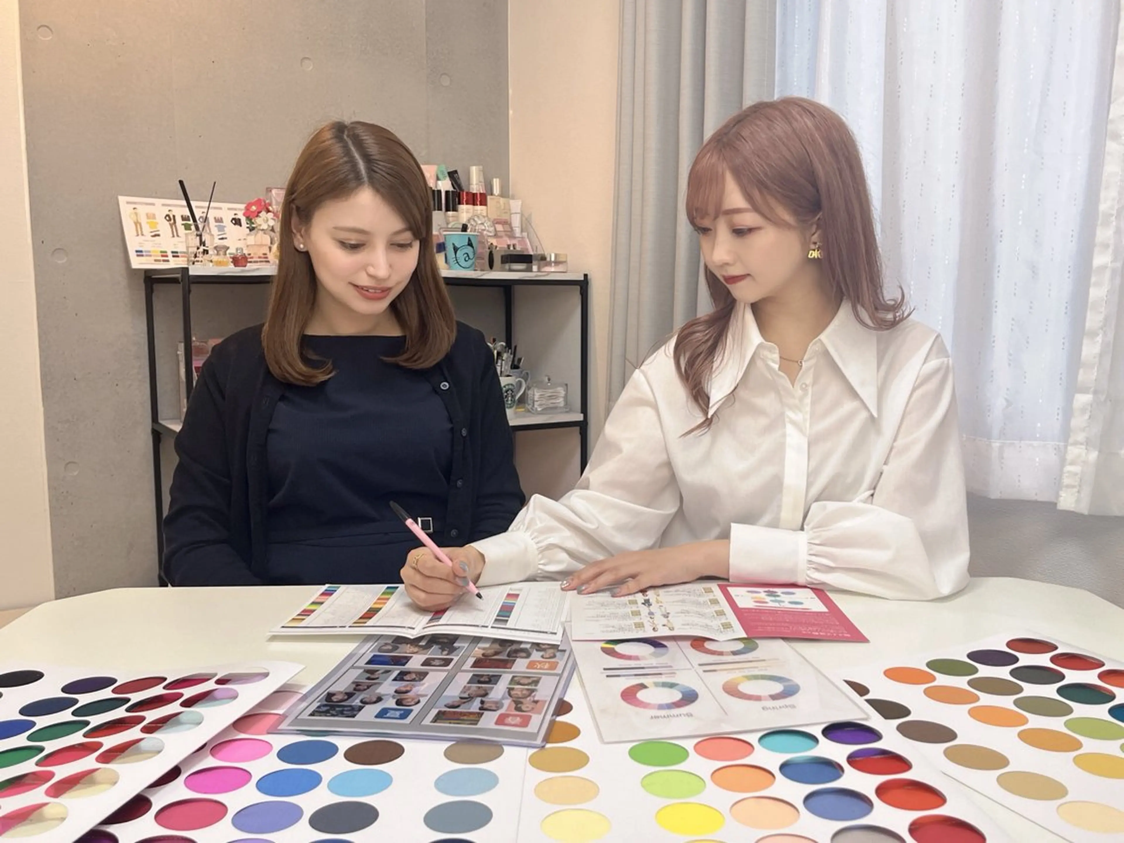 顔タイプ診断　¥8500 〈割引適用で最大¥7500〉の写真