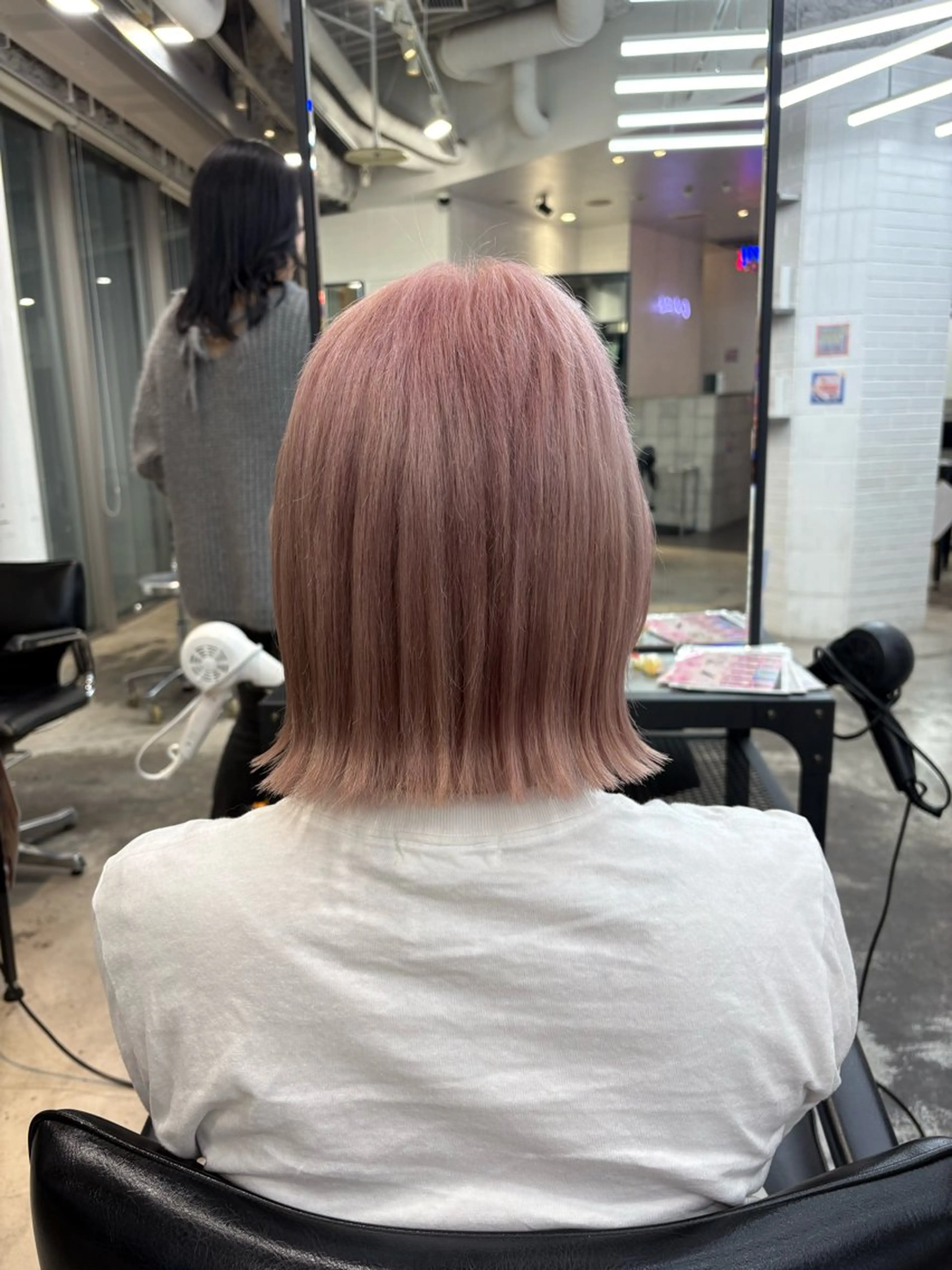 ロング カラー ヘアカラー トリートメント ハイトーン×デザイン 🪽🫧HIKARIのヘアスタイル