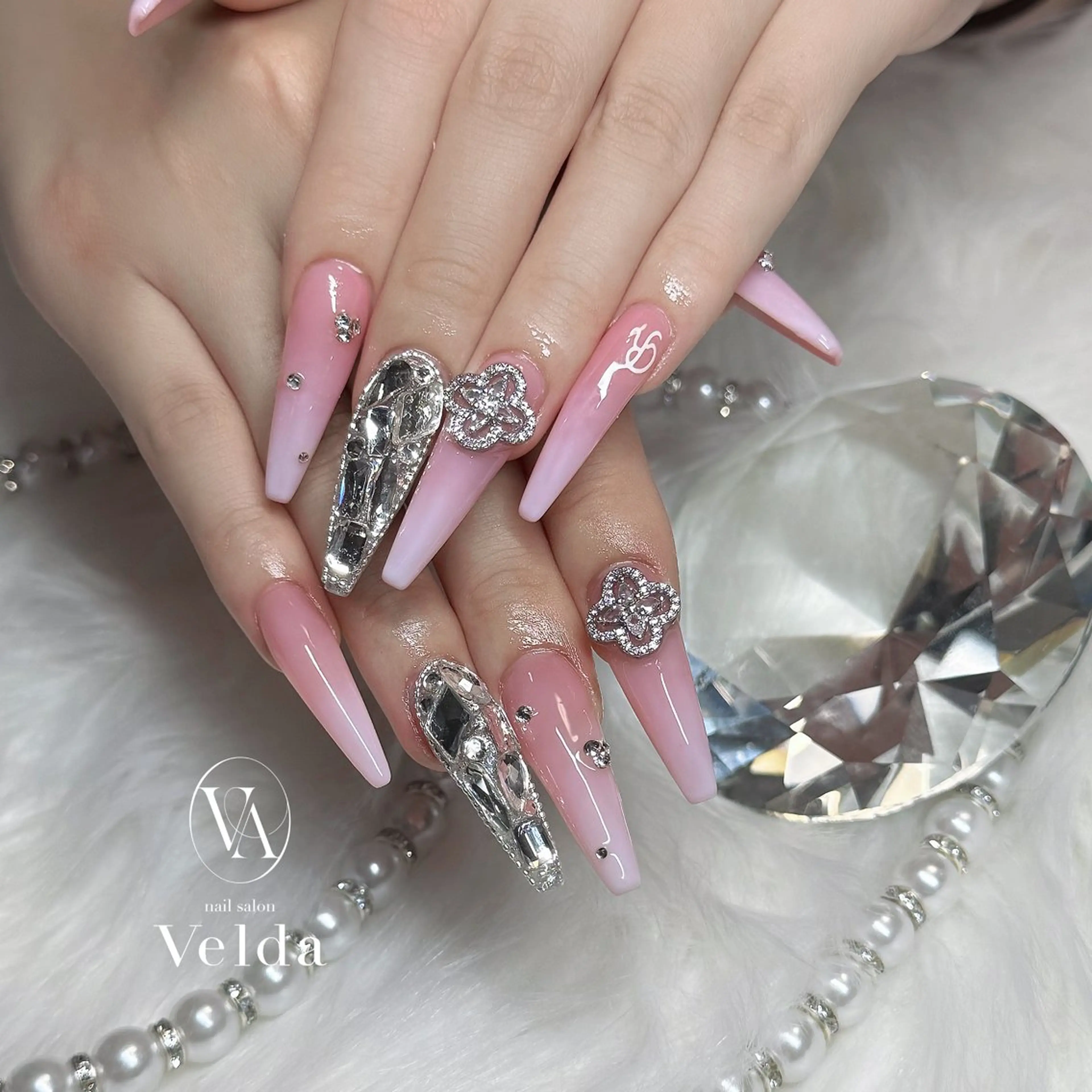ネイル ハンドネイル 💎スカルプ💎 Velda(ベルダ)のネイルデザイン