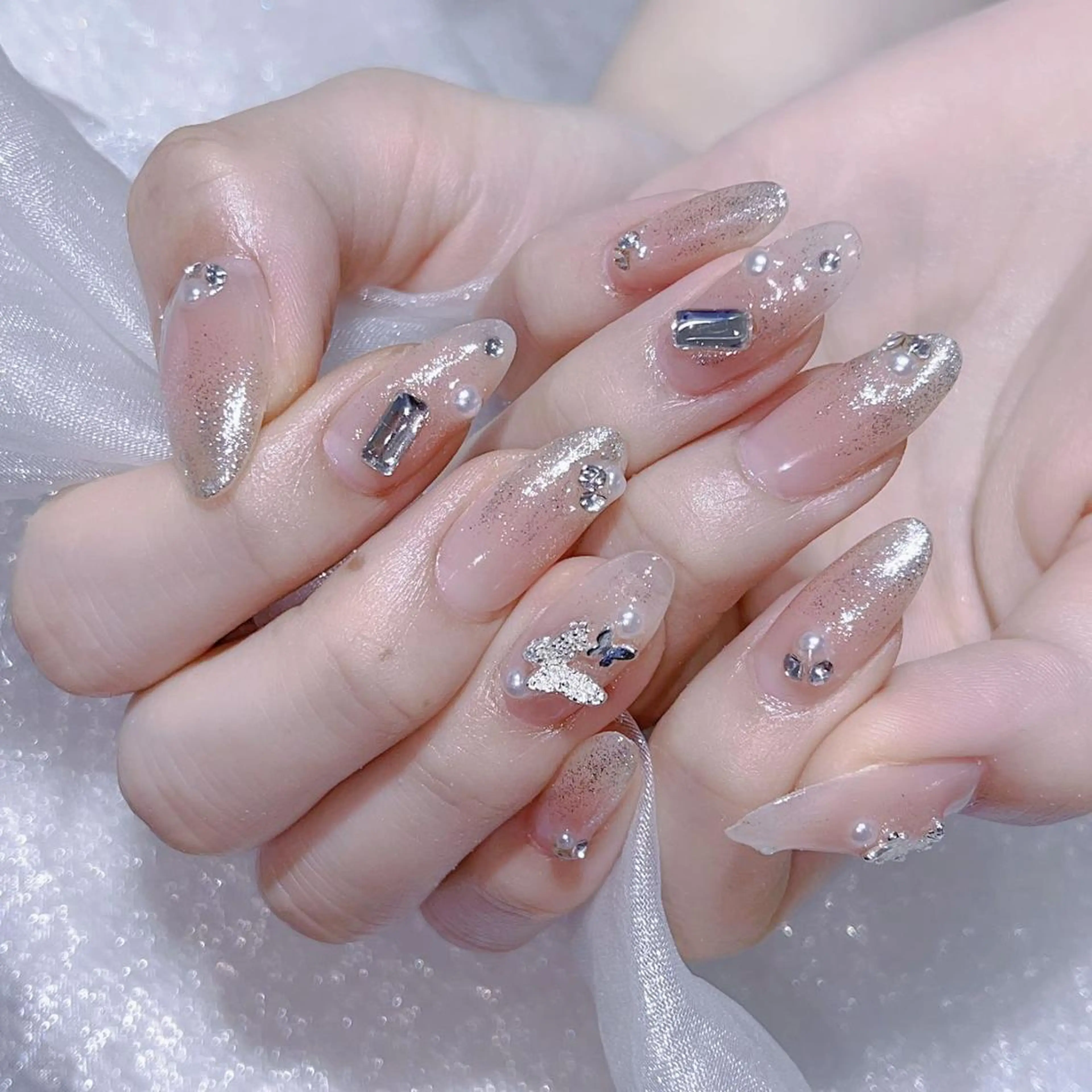 ネイル ハンドネイル Queens momoのネイルデザイン