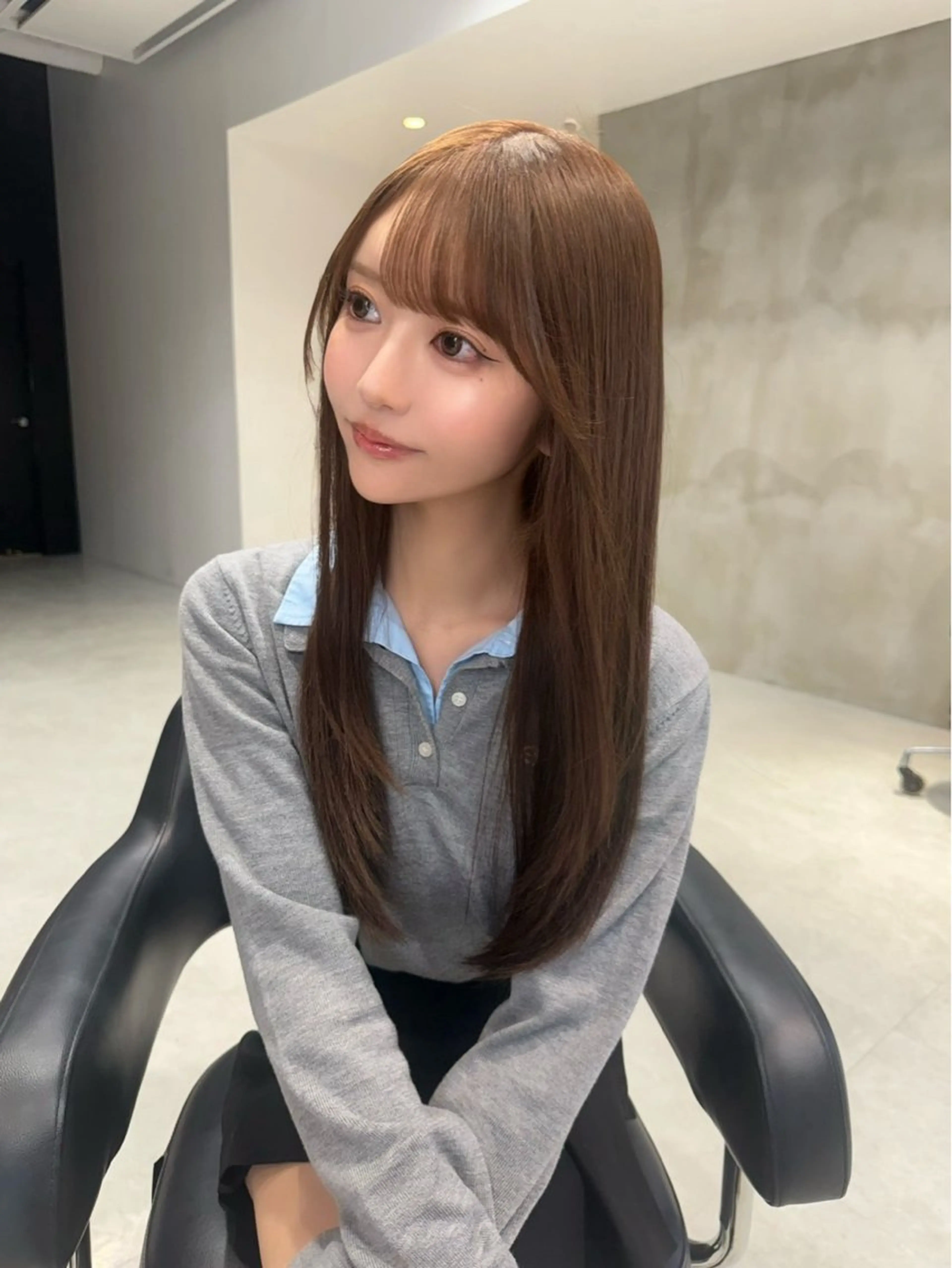 ロング カット ヘアカラー トリートメント 韓国ヘア🇰🇷 YURIYAのヘアスタイル