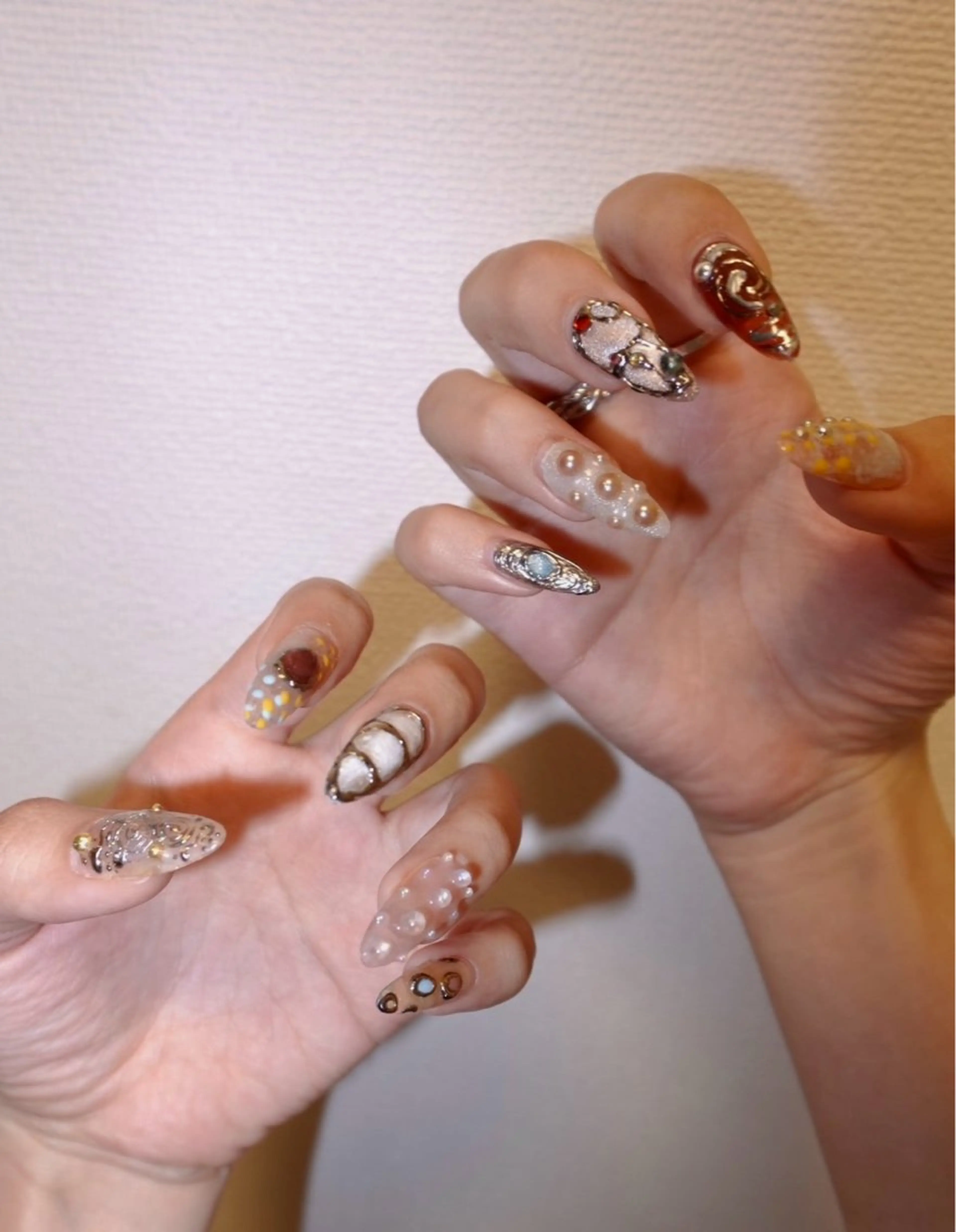 ロング 宮田 結晶のネイルデザイン