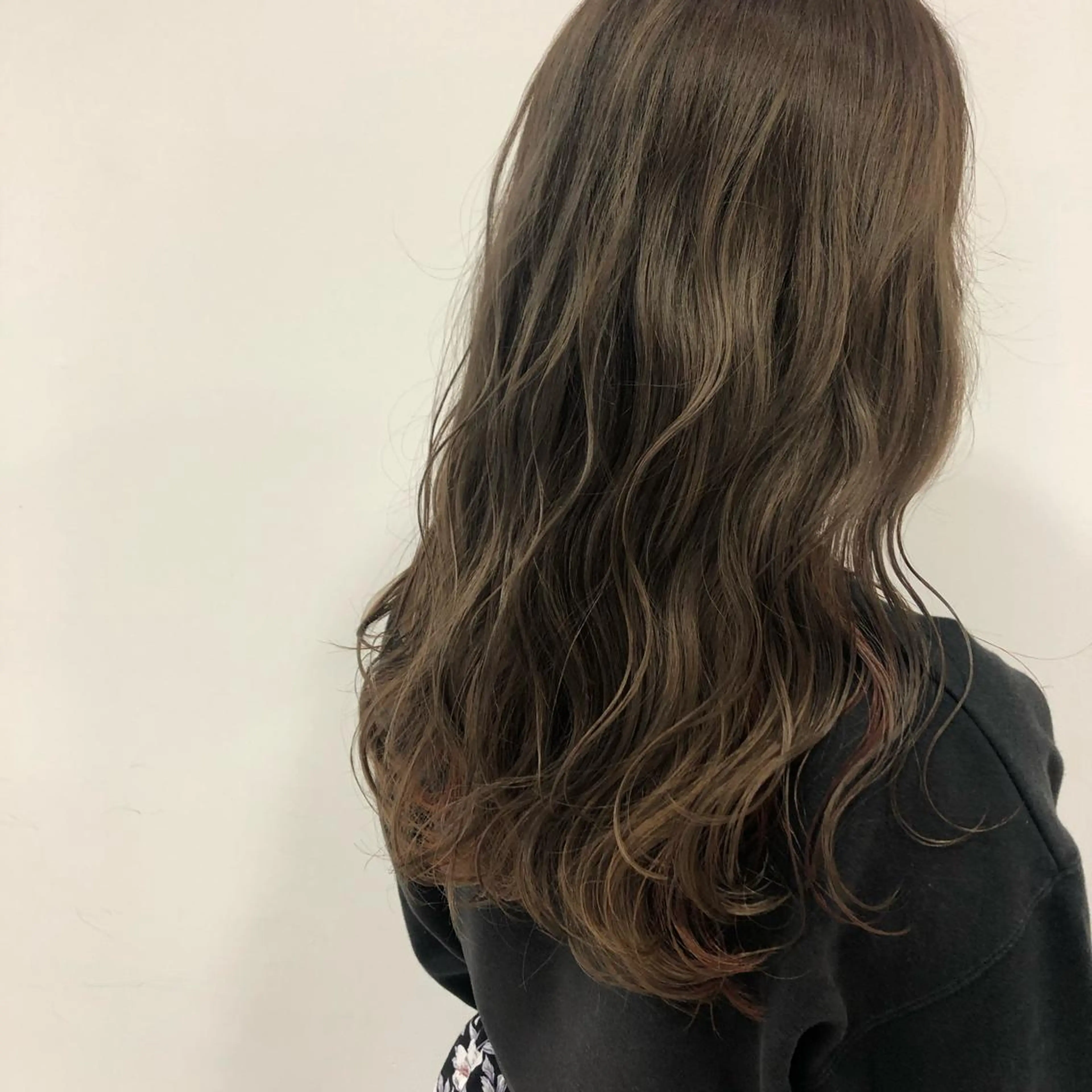 ロング カラー GLROW haruhiのヘアスタイル