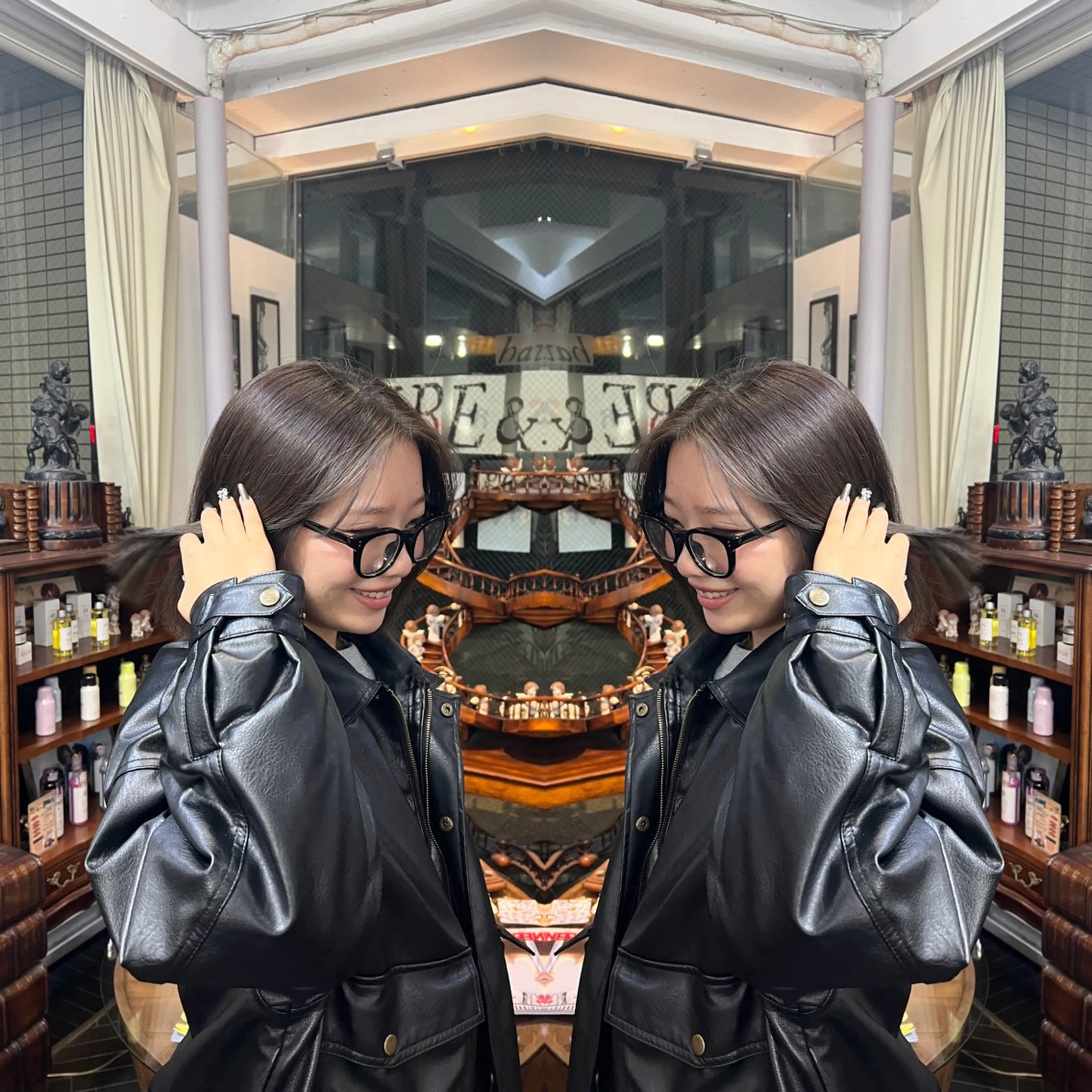 ショート カラー レイヤー/ボブ/ ミニボブ/AOIのヘアスタイル