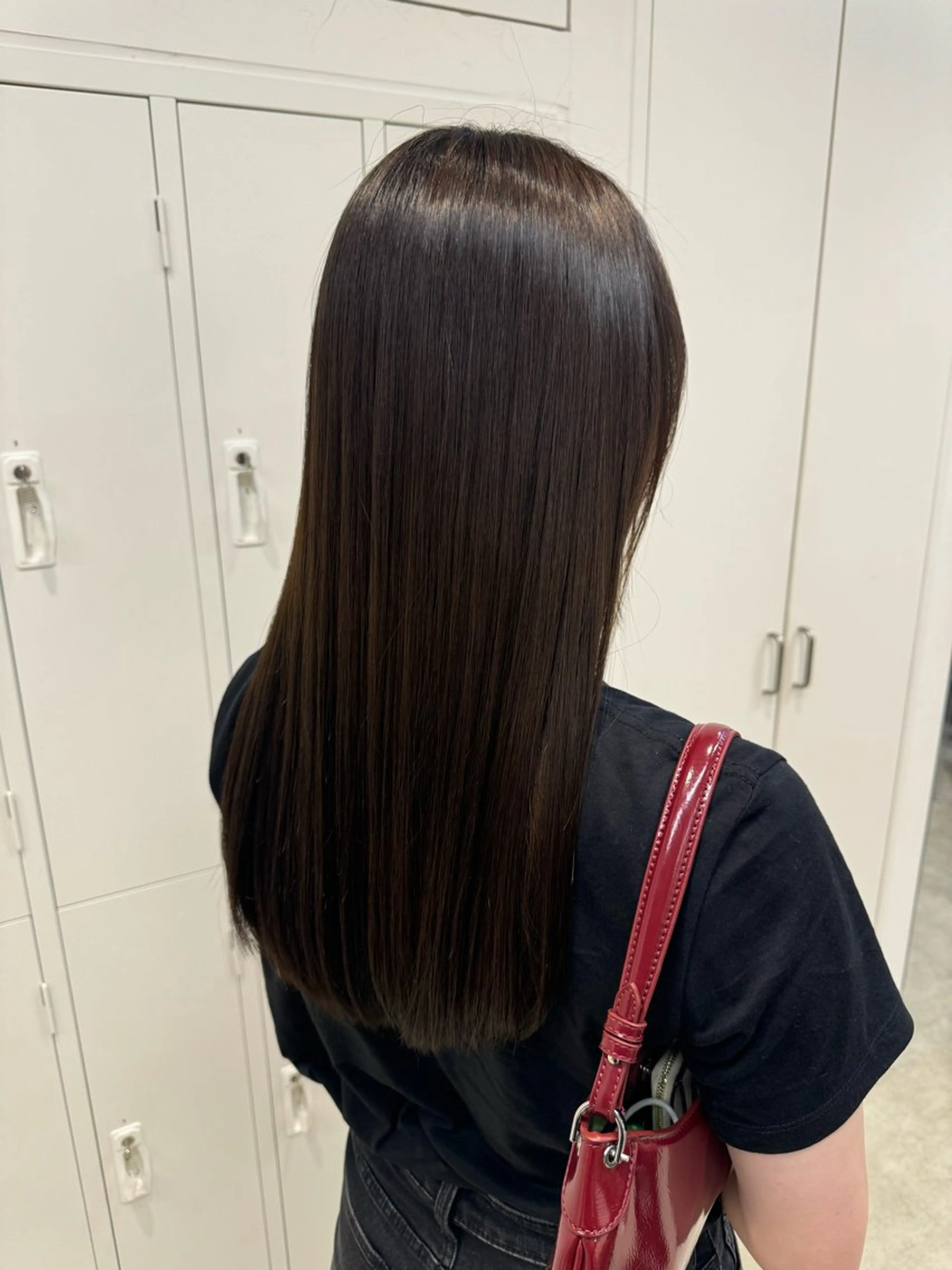 ロング ヘアカラー LENORA所属・谷 優梨のヘアスタイル
