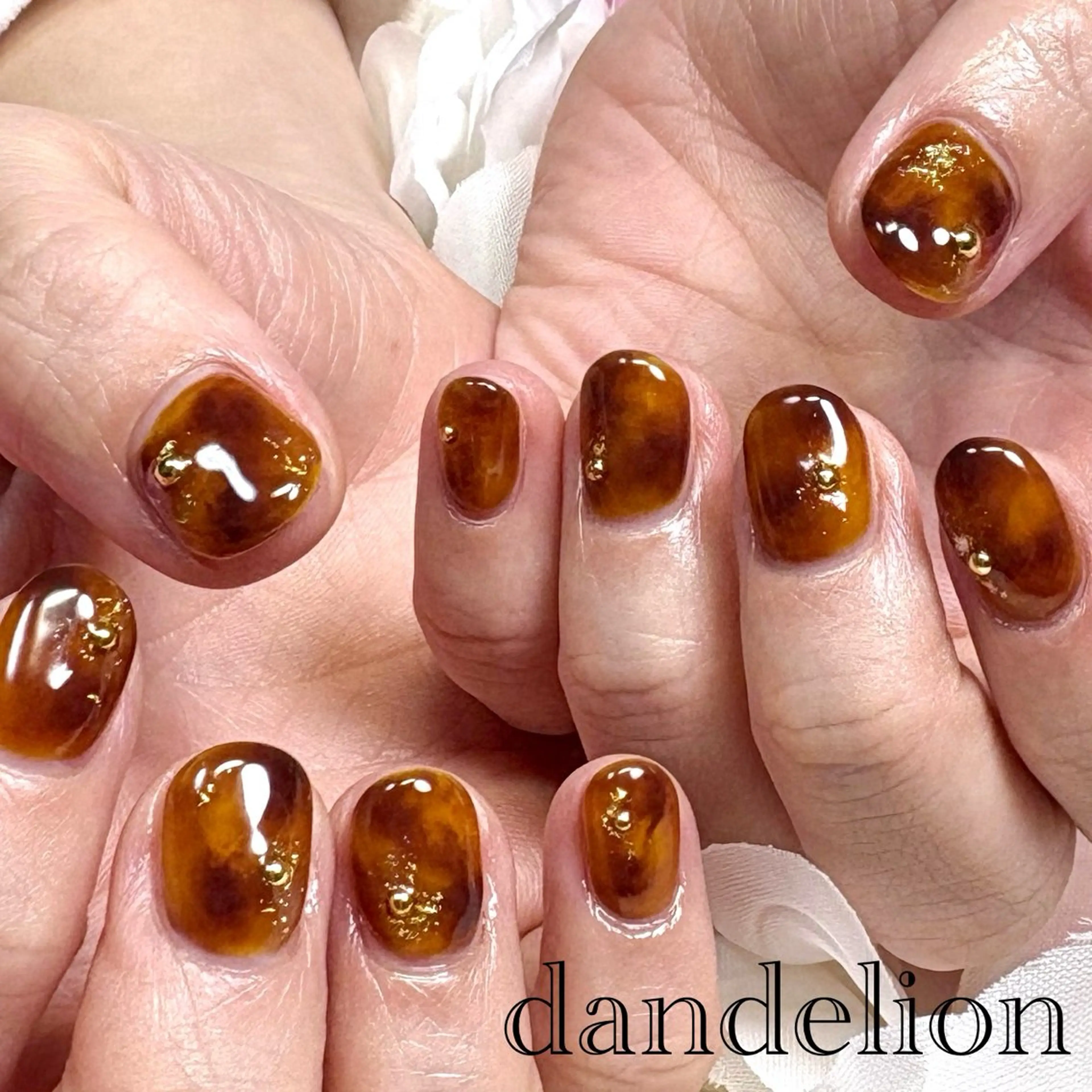 ネイル ハンドネイル ハンドケア dandelion ダンデライオンのネイルデザイン