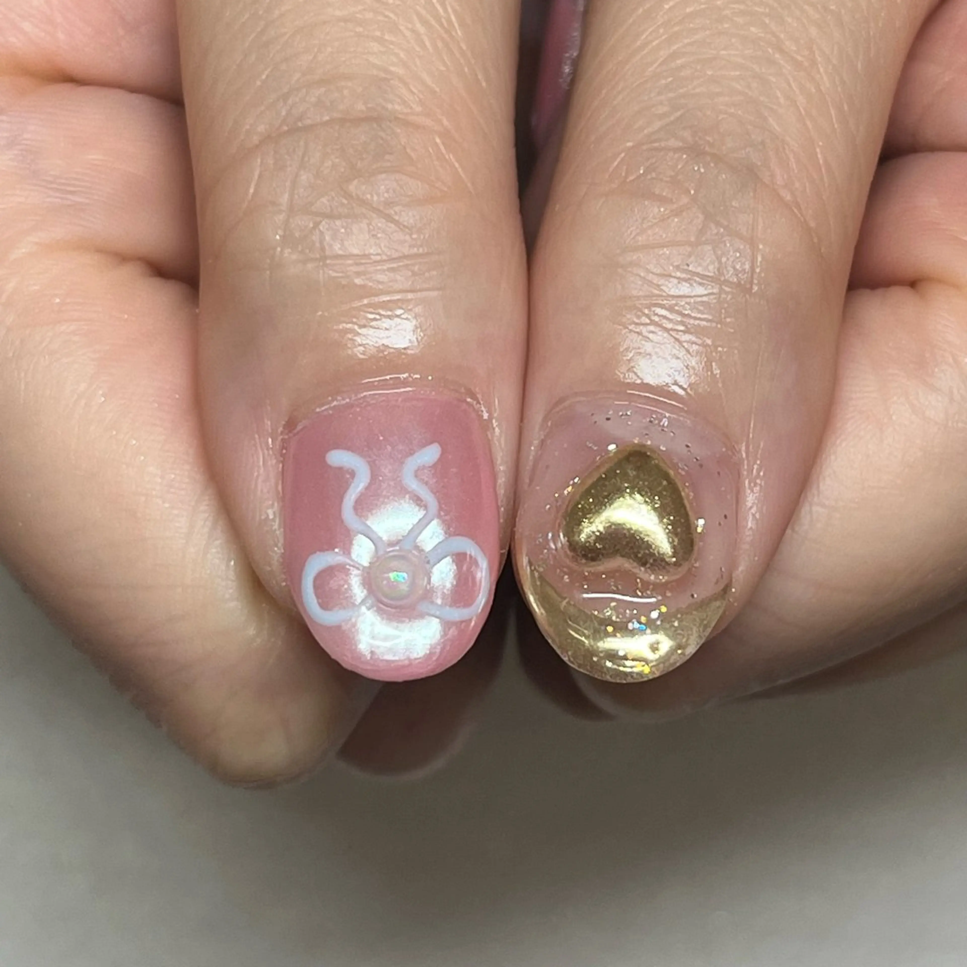 ネイル リボン 🐯 ミヅキ🐯のネイルデザイン